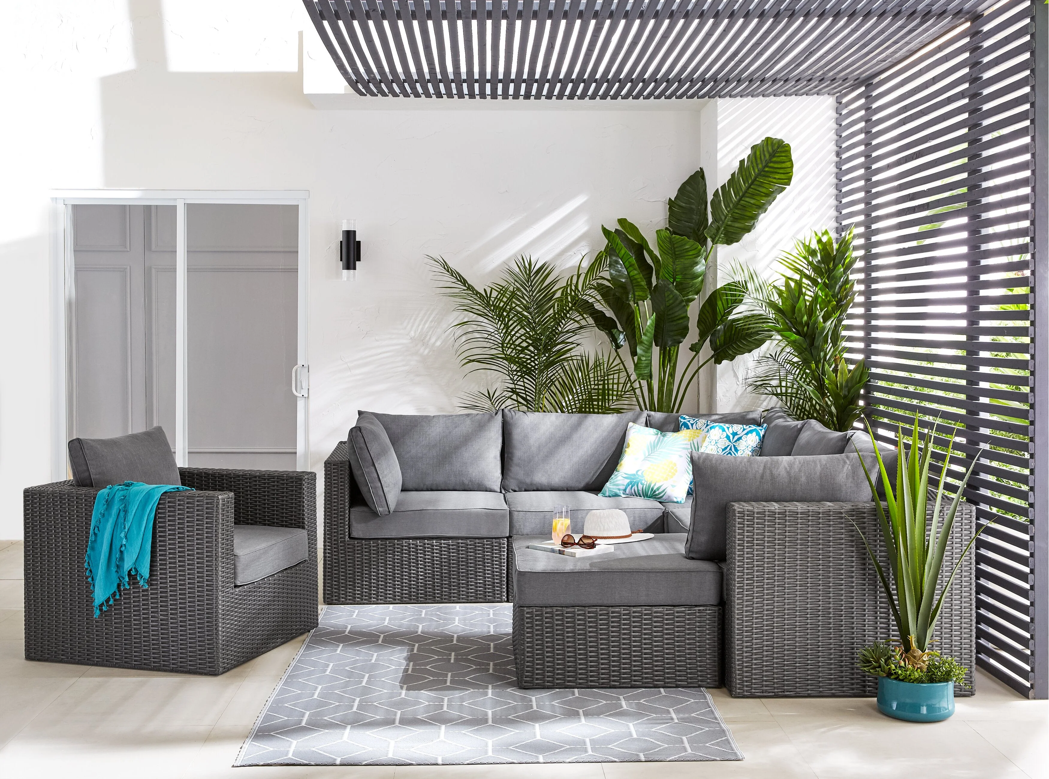 Anegada 7-Piece Patio Set - Image 7