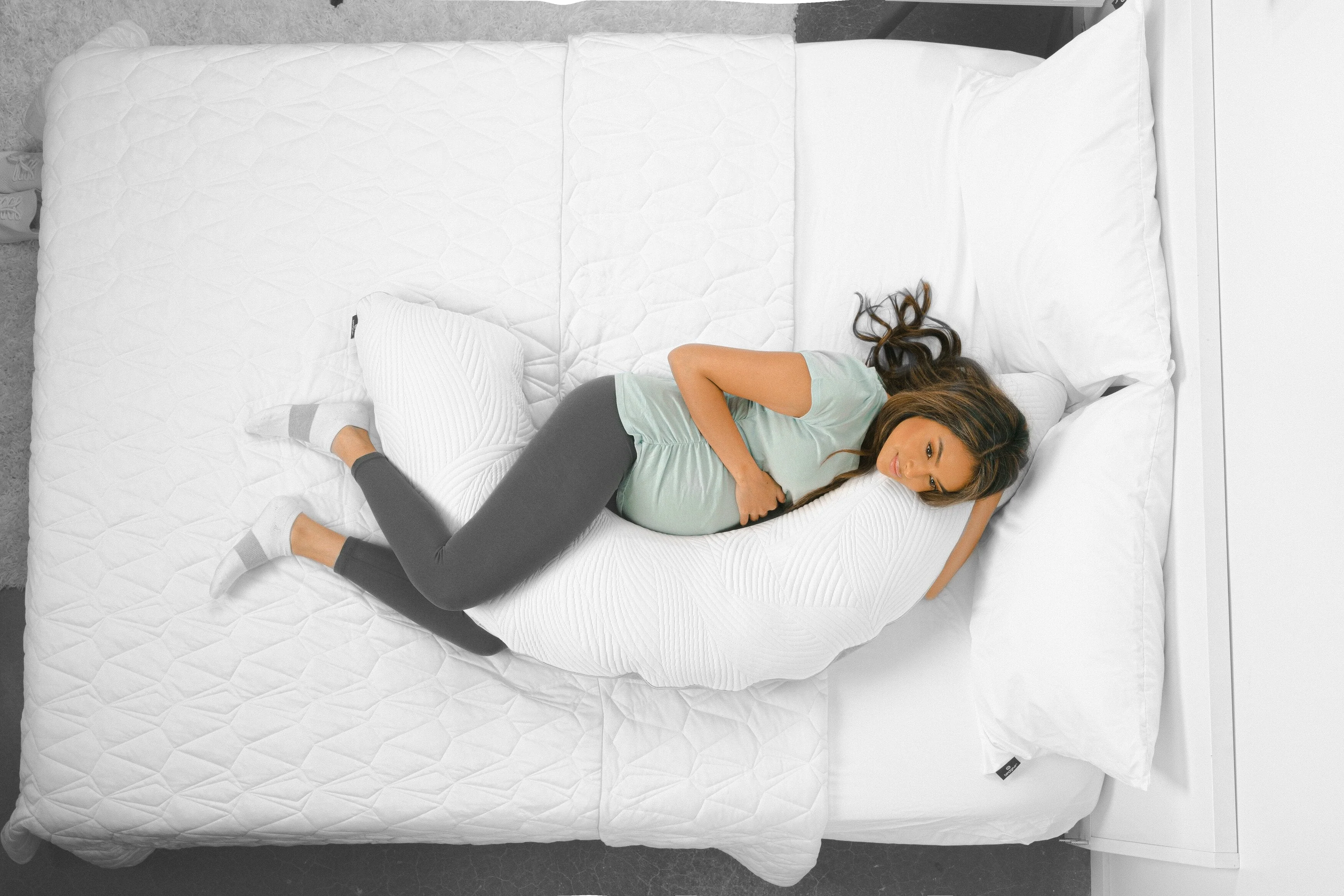 BEDGEAR Body Pillow - Image 3