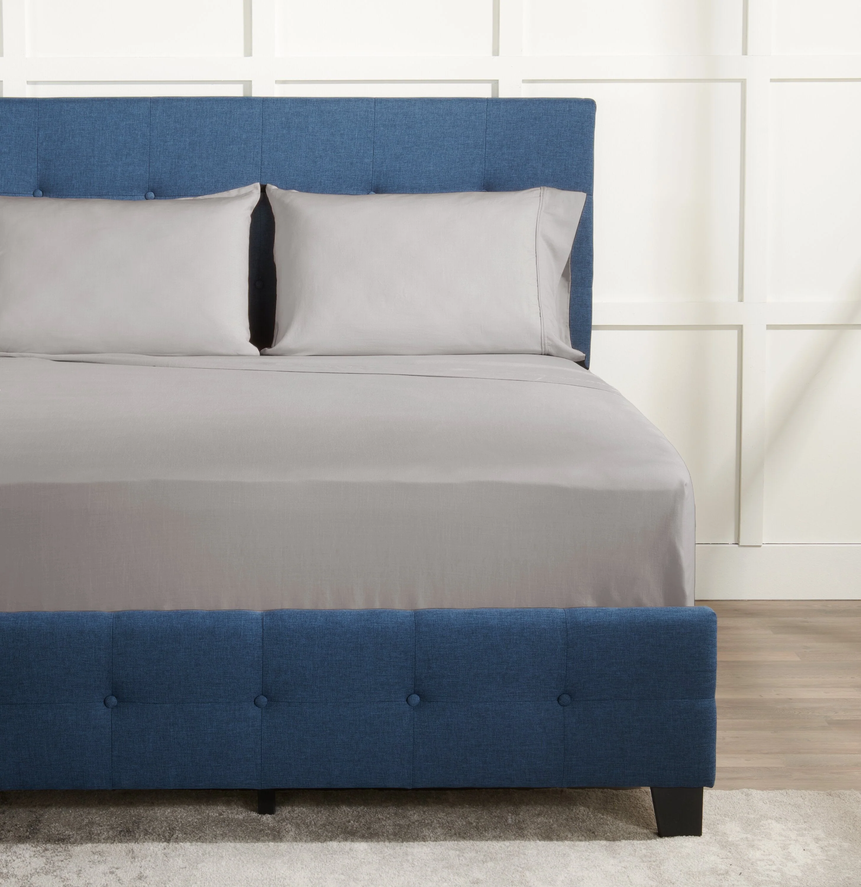 BEDGEAR Hyper-Linen™ Performance 4-Piece Queen Sheet Set - Light Grey - Image 2