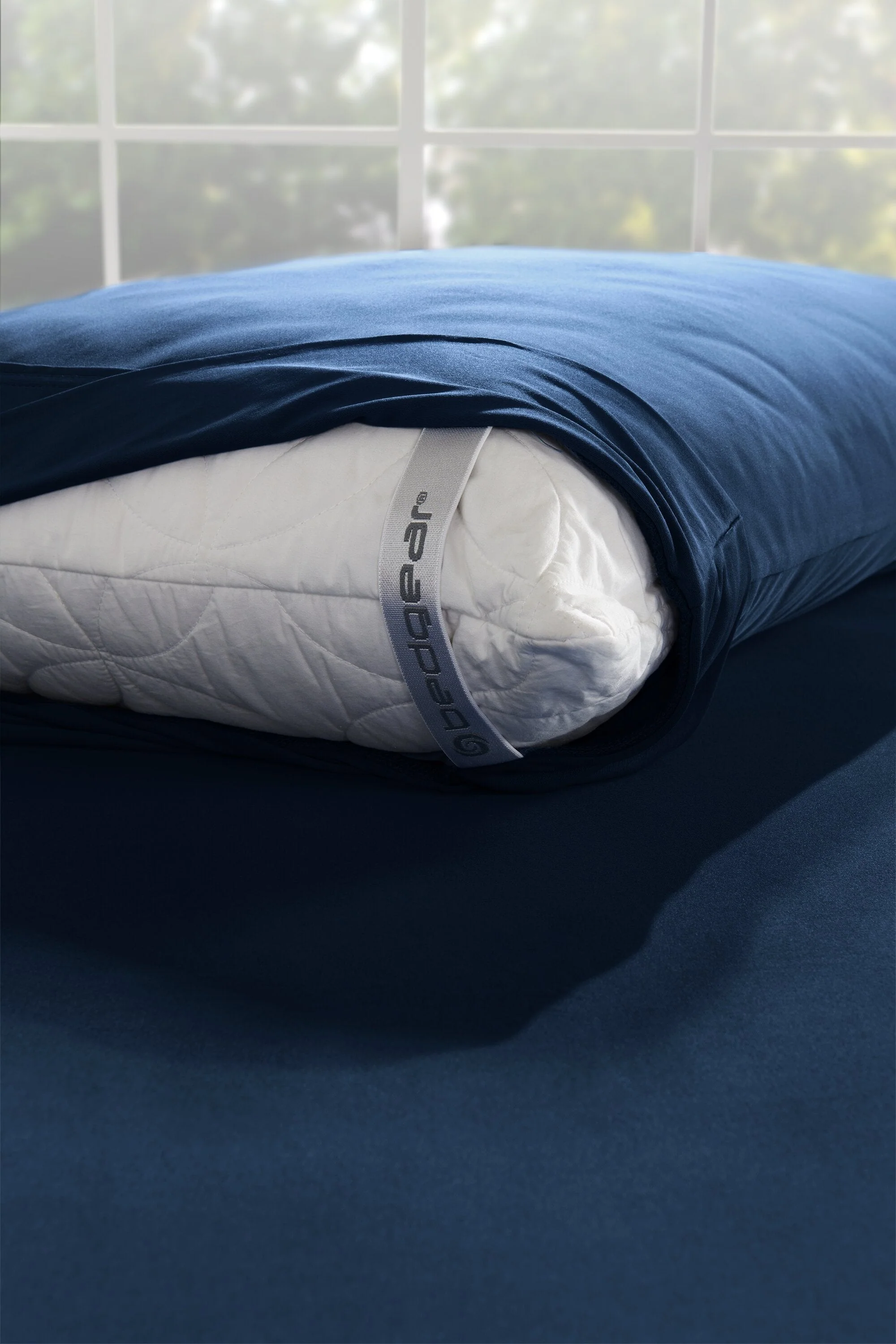 BEDGEAR Ver-Tex™ Performance 4-Piece Queen Sheet Set - Navy - Image 9