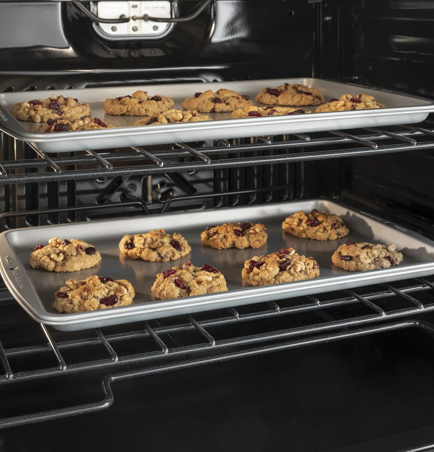 Café Professional Series 30" Smart Built-In French-Door Double Wall Oven - CTD90FP4NW2 - Image 2