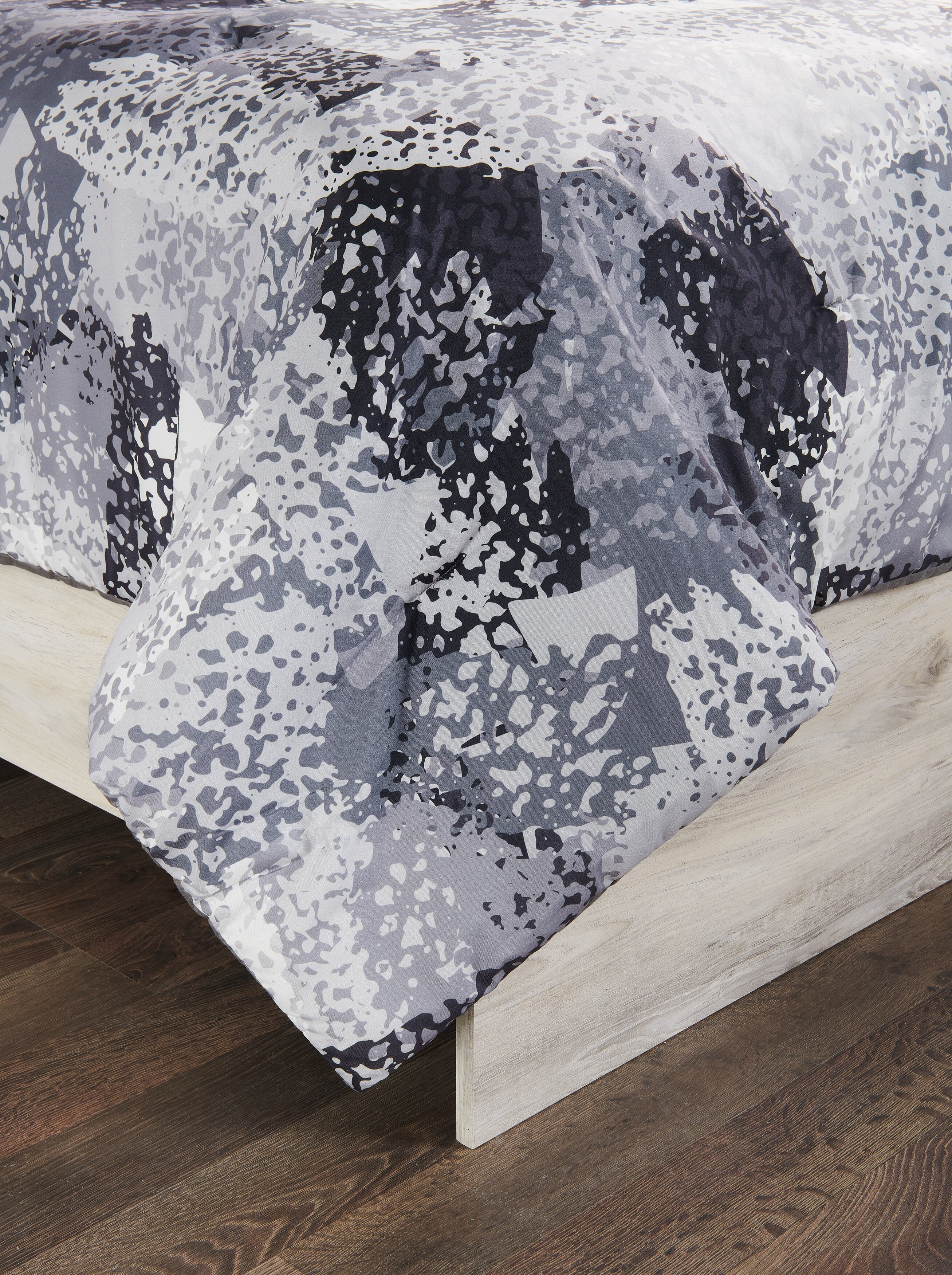 Caius 3-Piece Twin Comforter Set - Image 6