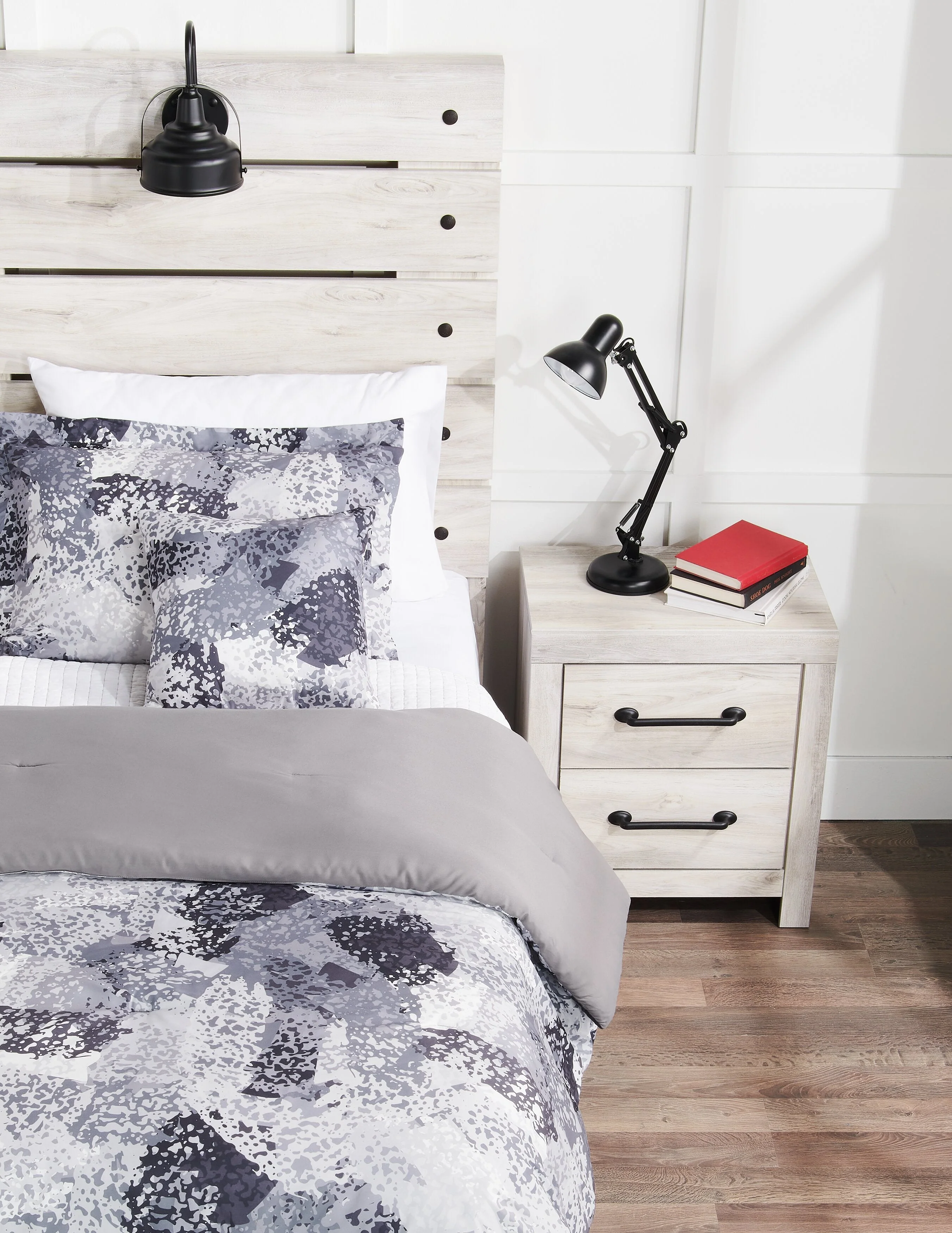 Caius 4-Piece Full/Queen Comforter Set - Image 3