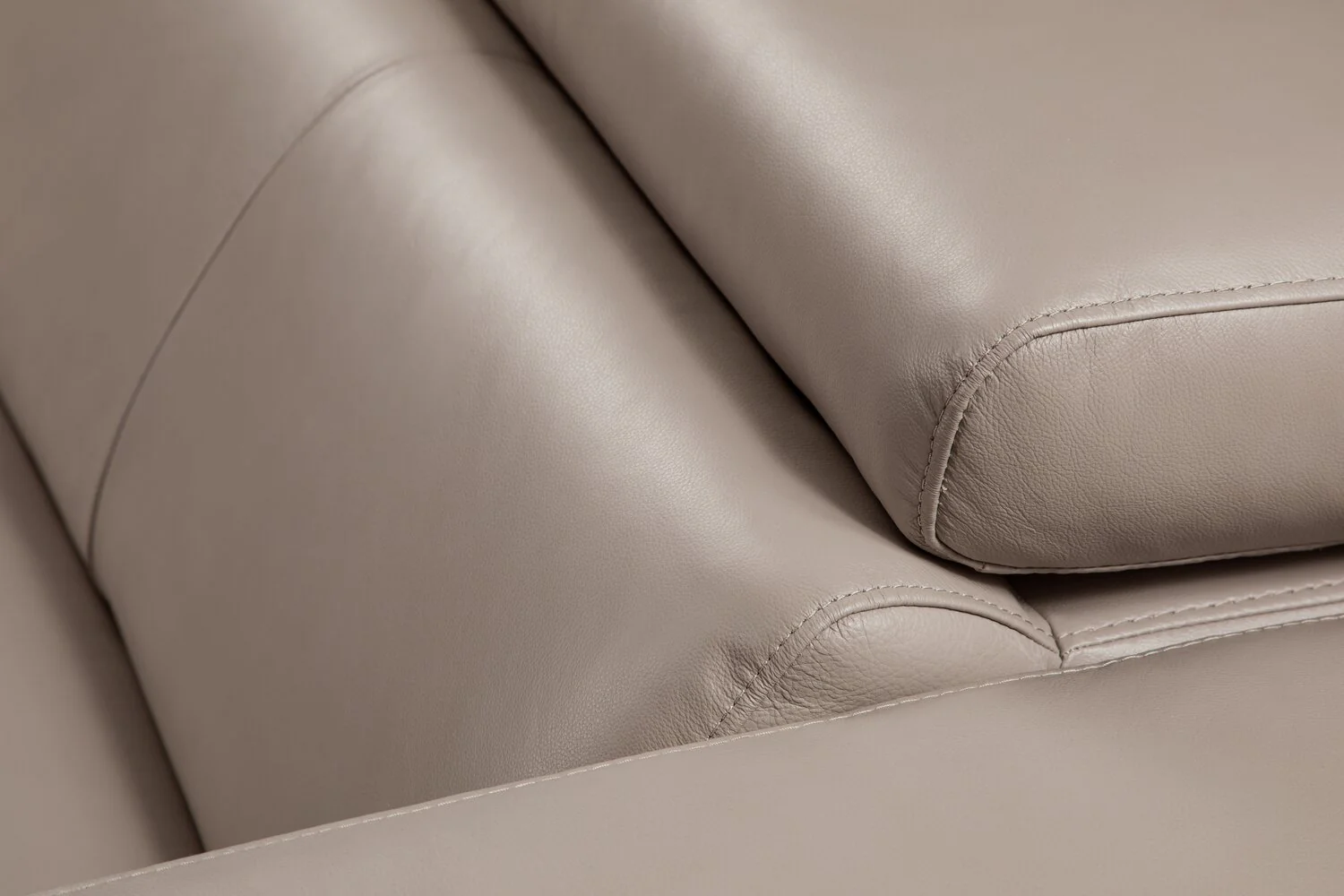 Chelan 5-Piece Power Reclining Sectional - Taupe - Image 7