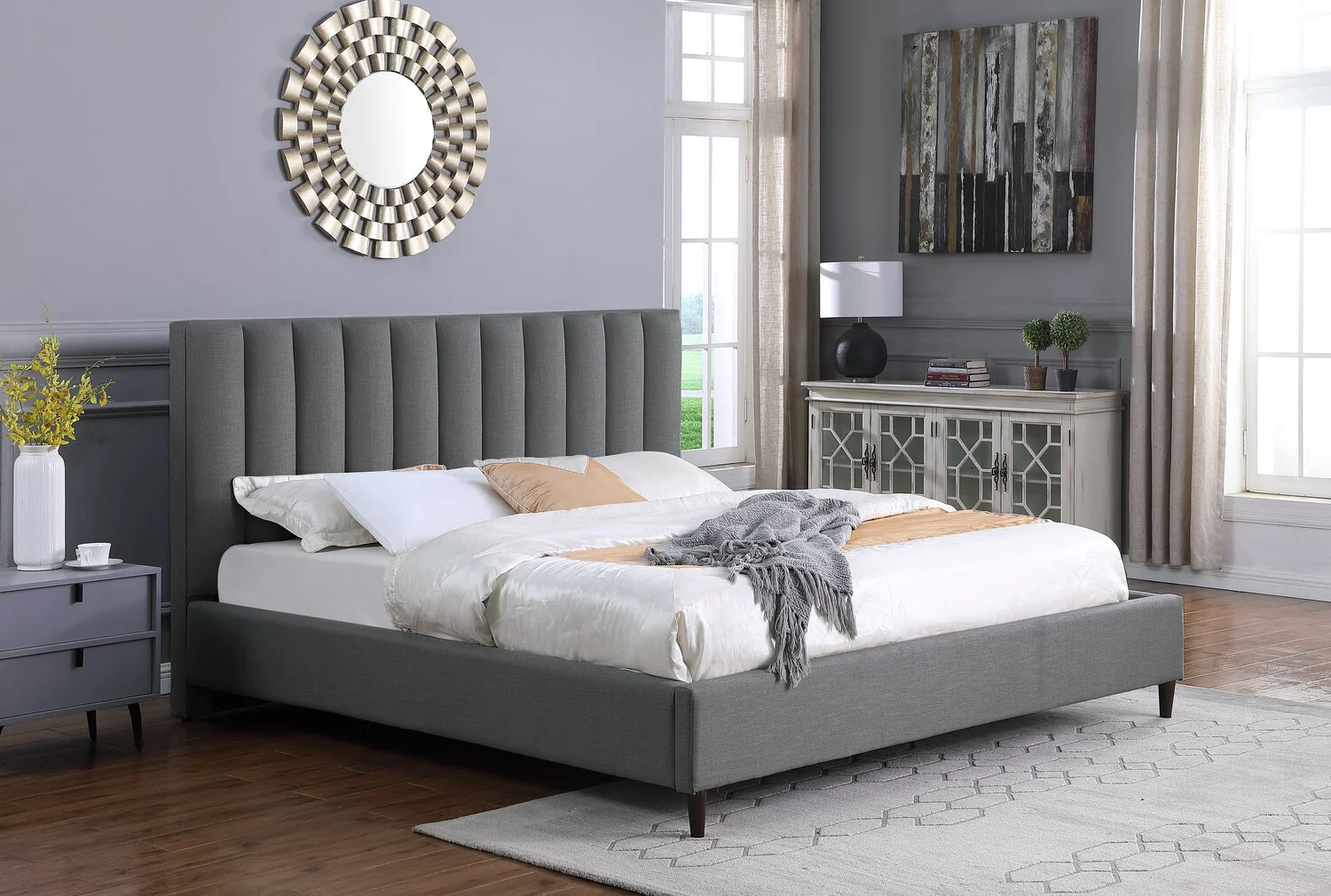 Cresbard King Platform Bed - Grey - Image 3
