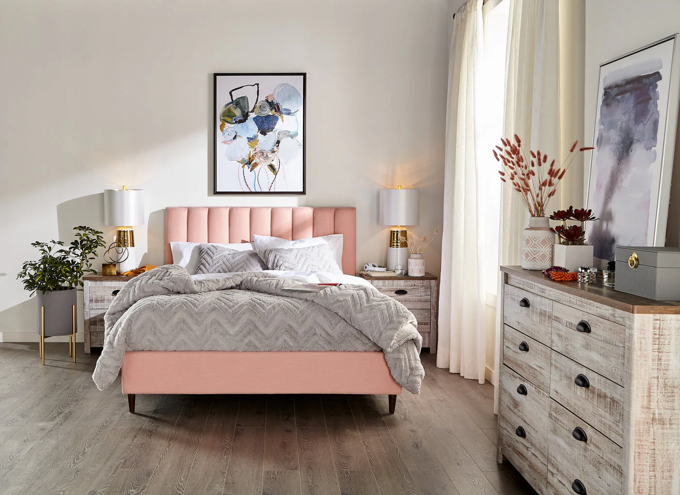 Cresbard Queen Platform Bed - Pink - Image 3