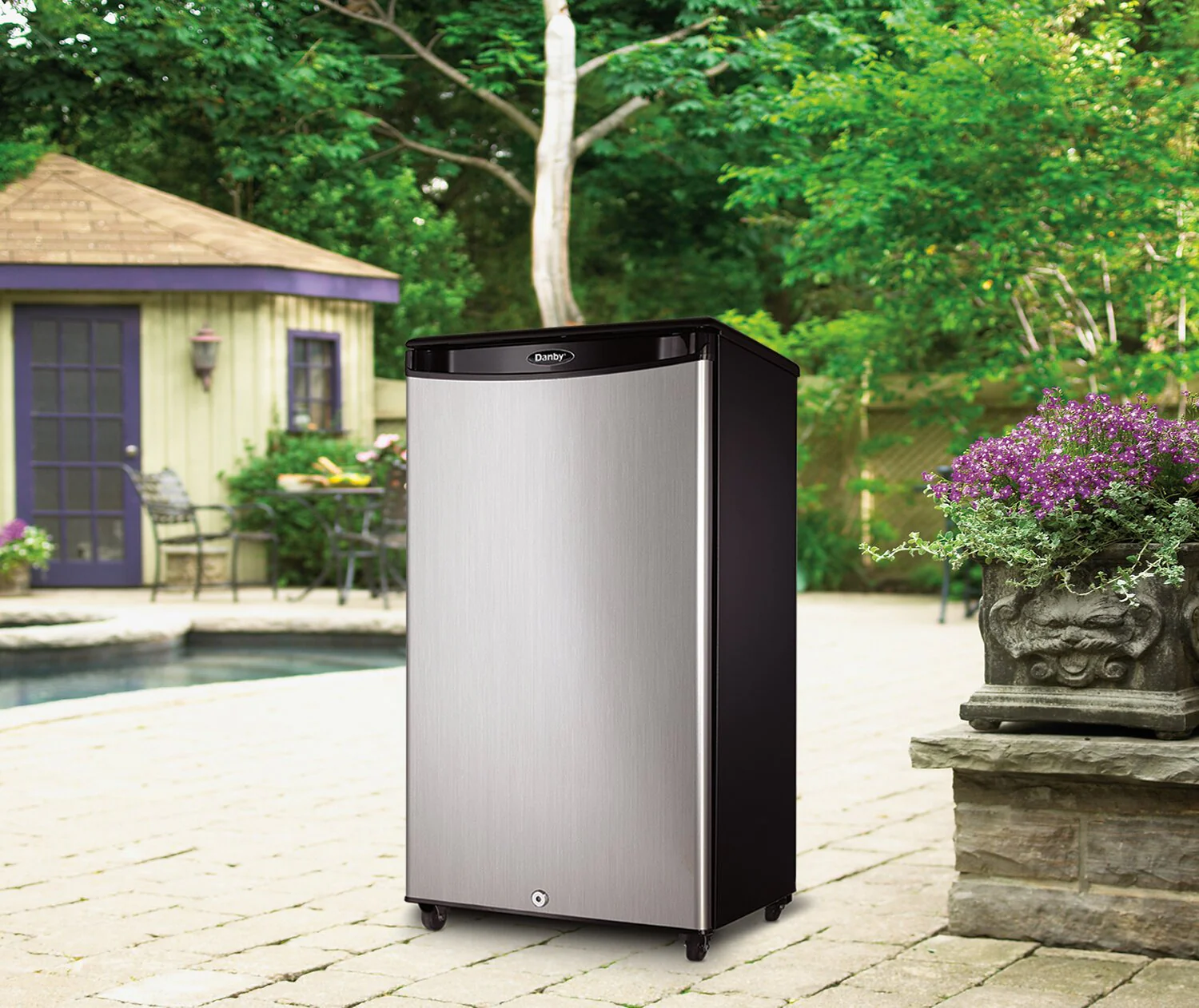 Danby 3.3 Cu. Ft. Outdoor Compact Refrigerator - DAR033A1BSLDBO - Image 3