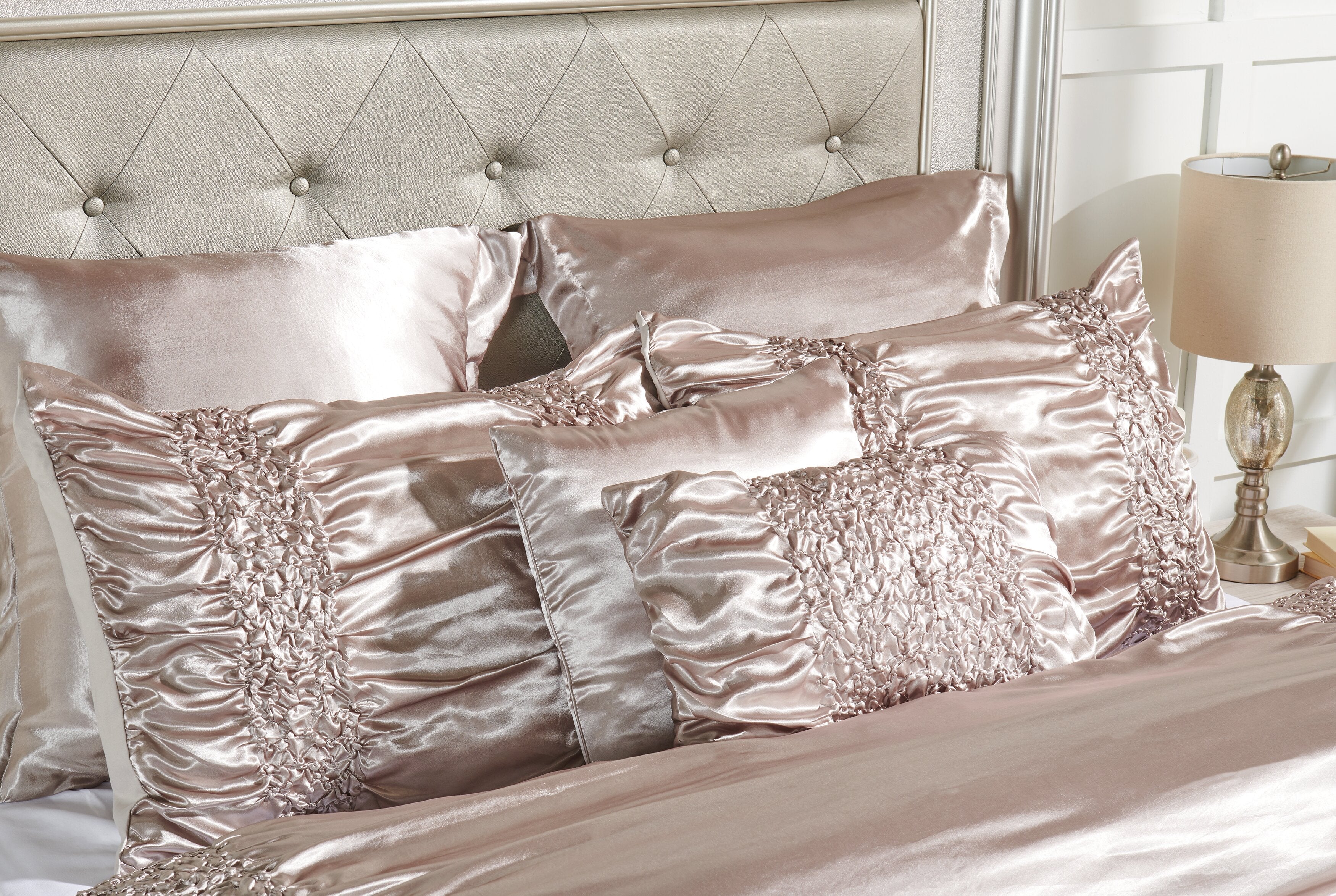 Elaine 7-Piece King Comforter Set - Image 4