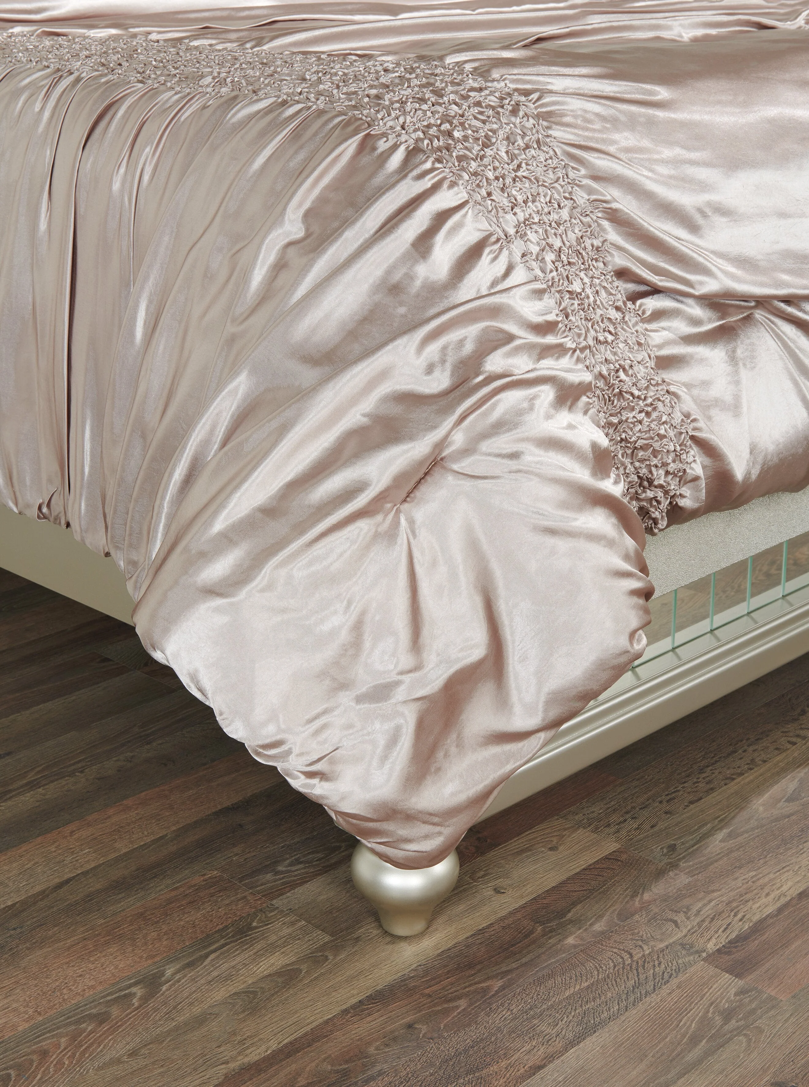 Elaine 7-Piece King Comforter Set - Image 5