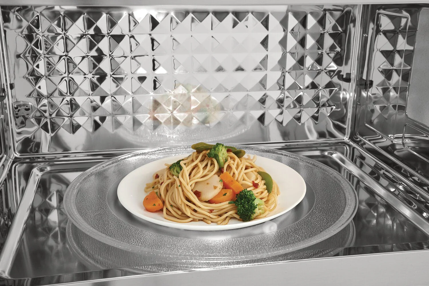 Frigidaire Gallery 1.9 Cu. Ft. Over-the-Range Microwave with Convection - GMOS196CAF - Image 7