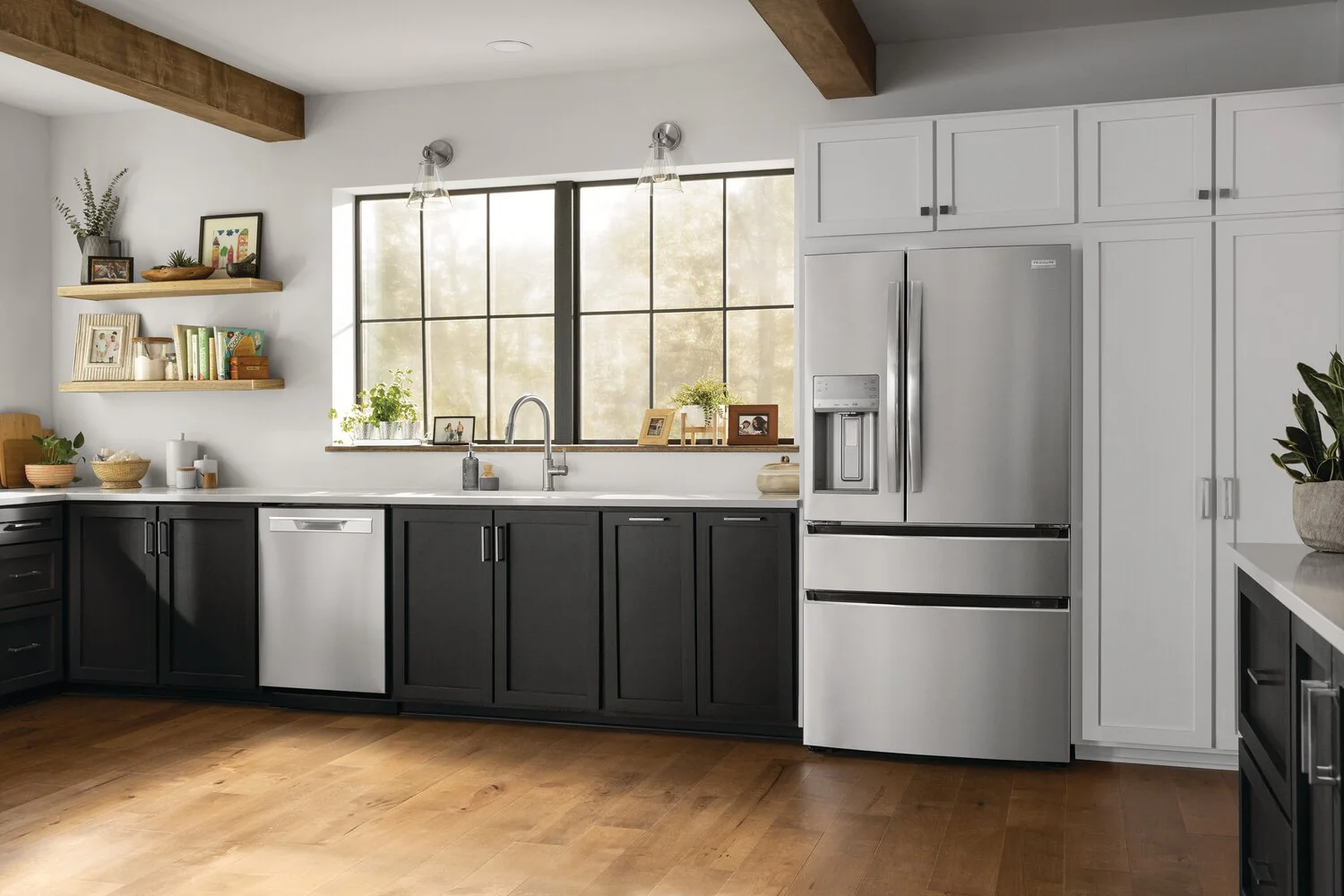 Frigidaire Gallery 26.3 Cu. Ft. 4-Door French-Door Refrigerator - GRMS2773AF - Image 9