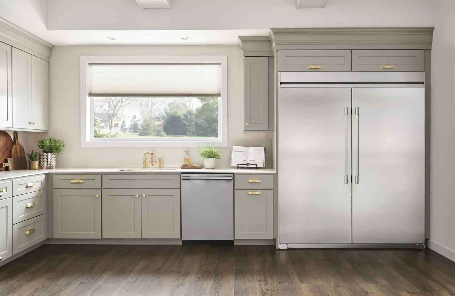 Frigidaire Professional 79" Dual Trim Kit - TRMKTEZ2FL79 - Image 4