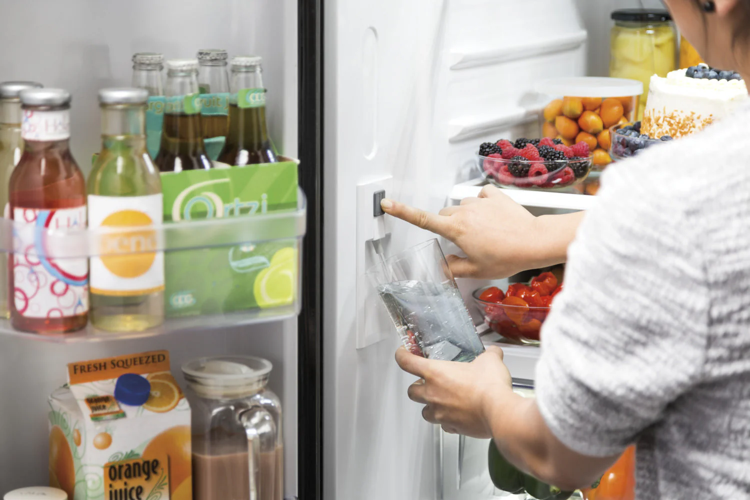 GE Black Counter-Depth French Door Refrigerator (18.6 Cu. Ft.) - GWE19JGLBB - Image 11