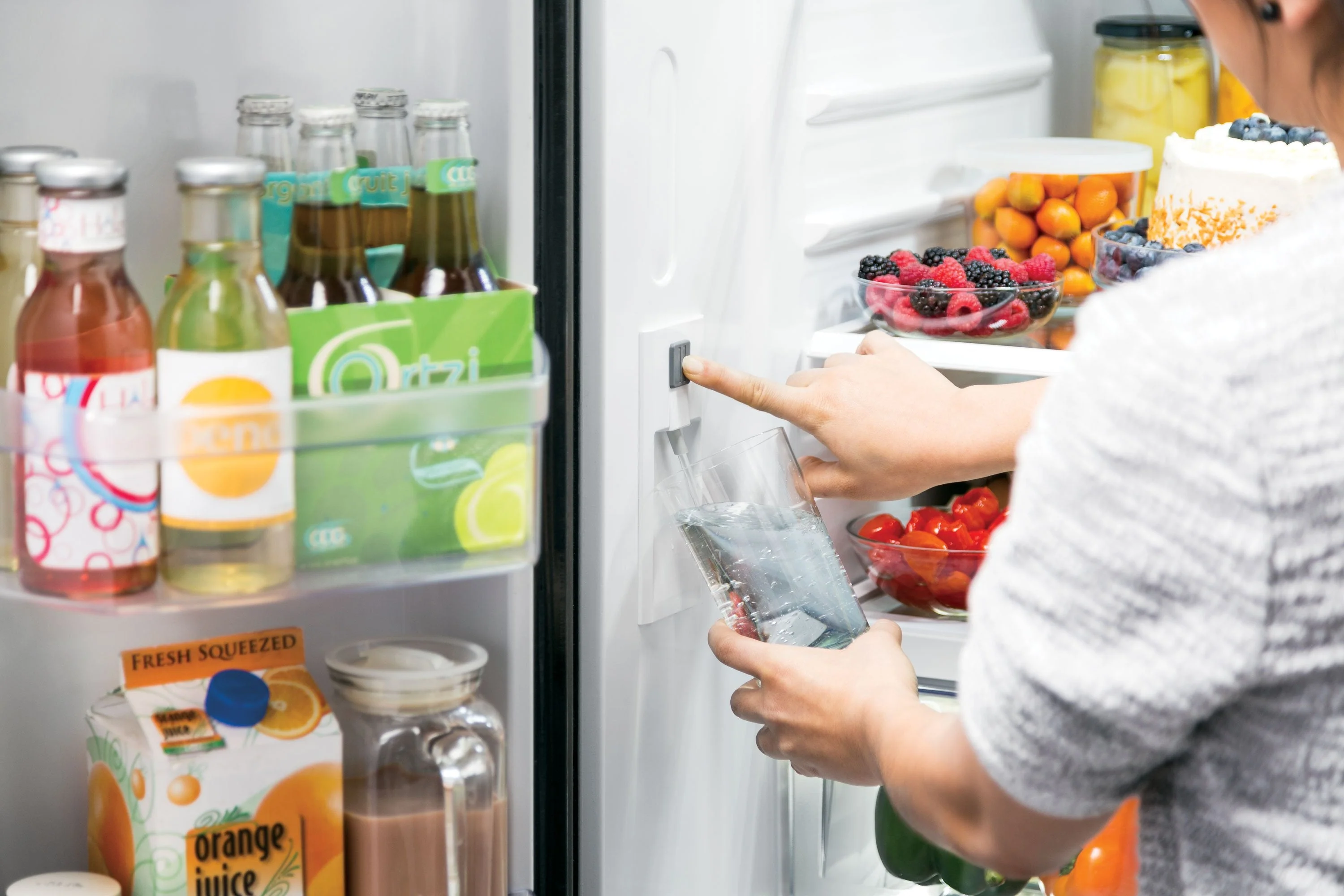 GE Black French Door Refrigerator (27 Cu. Ft.) - GNE27JGMBB - Image 9