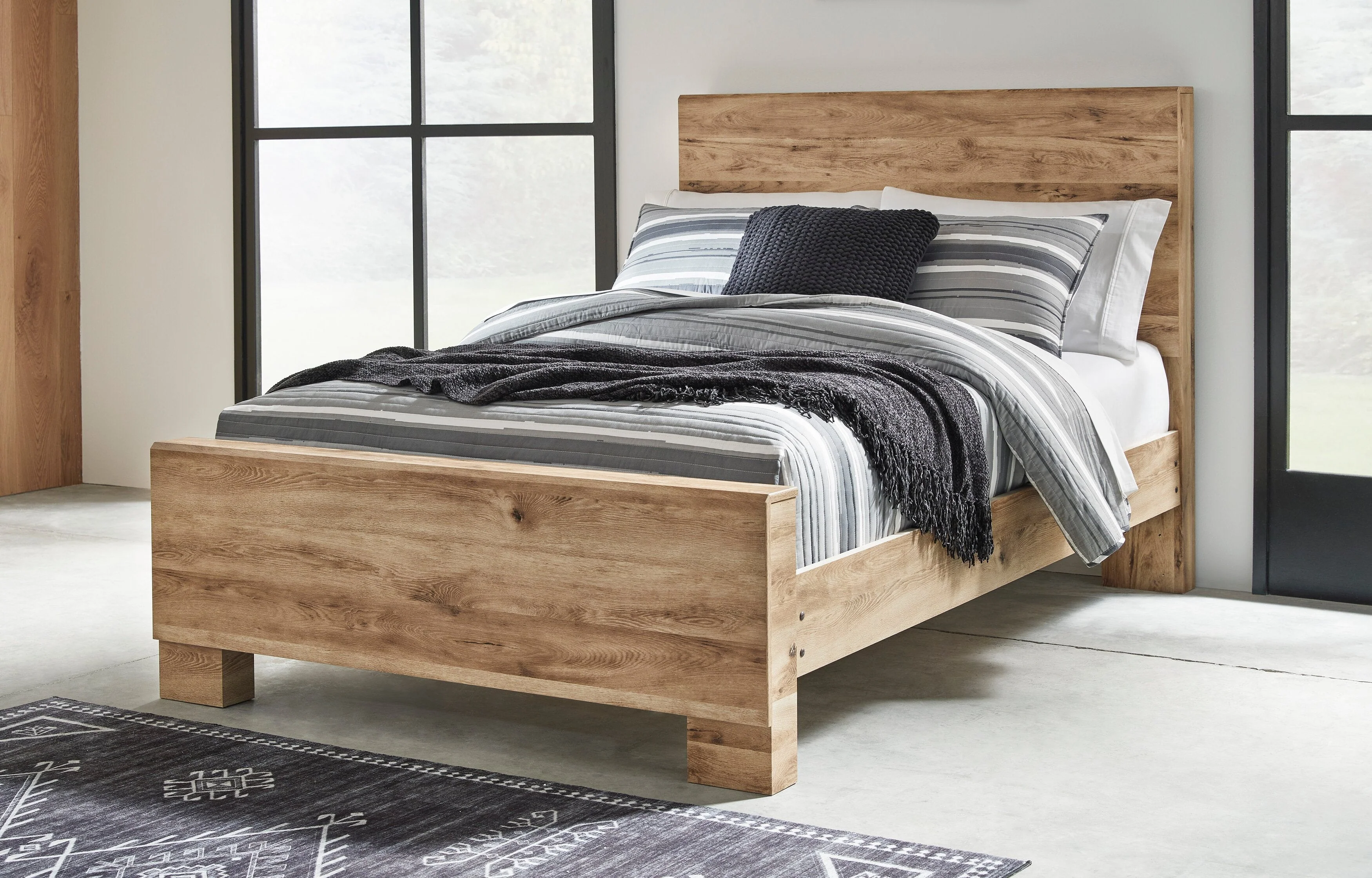Henry 5-Piece Queen Bedroom Set - Light - Image 2