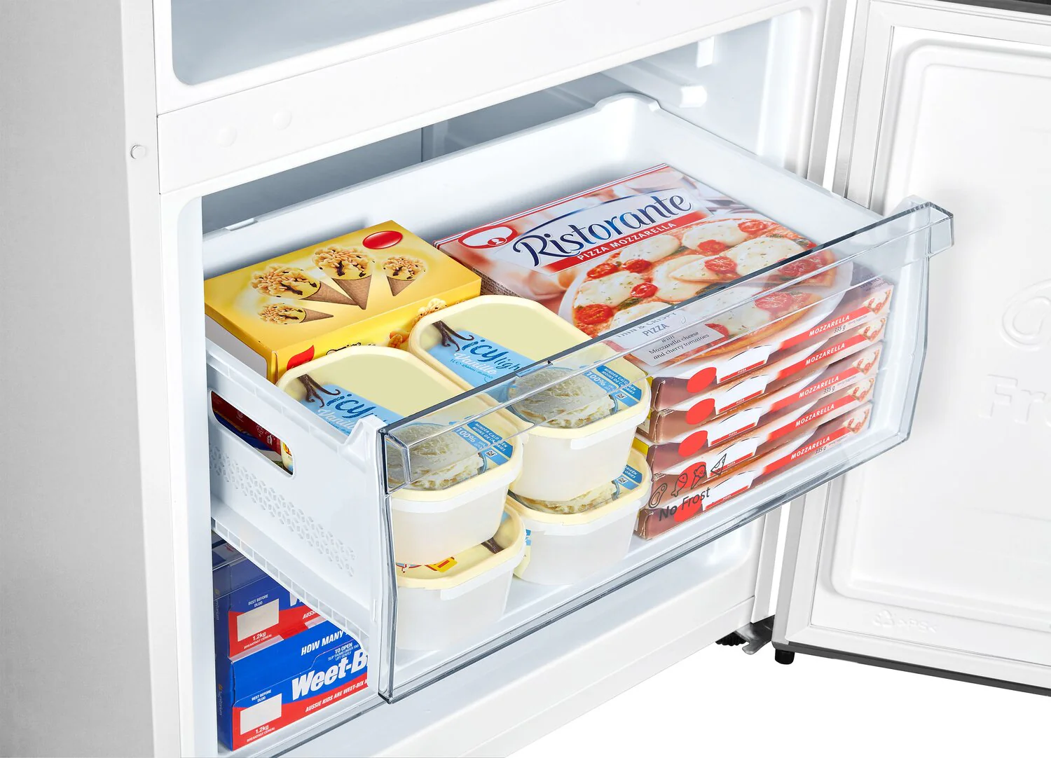 Hisense 14.7 Cu. Ft. Counter-Depth Bottom-Mount Refrigerator - RB15A2CWE - Image 7