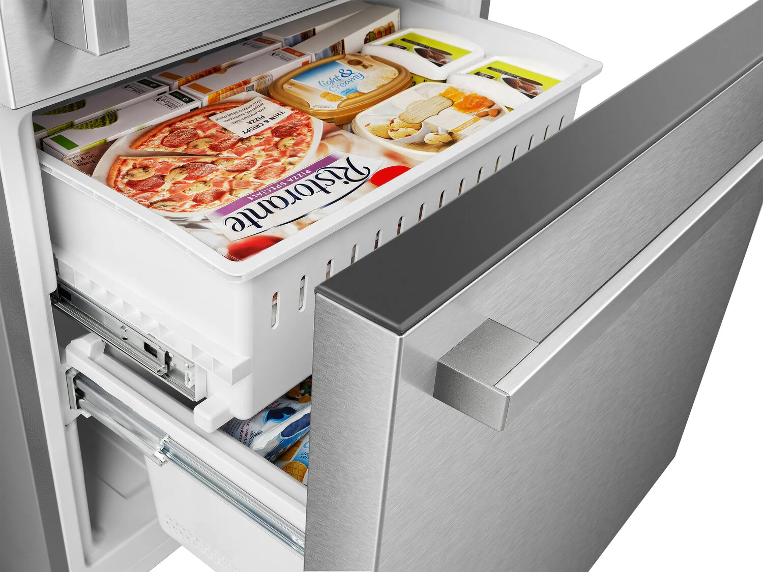 Hisense 17 Cu. Ft. Counter-Depth Bottom-Mount Refrigerator - RB17A2CSE - Image 9