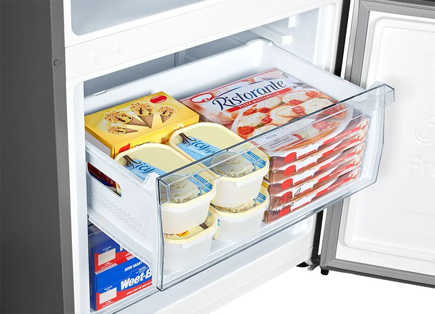 Hisense Fingerprint Resistant Titanium 28" Counter Depth Bottom Mount Fridge (15 Cu.Ft.) - RB15A2CSE - Image 9
