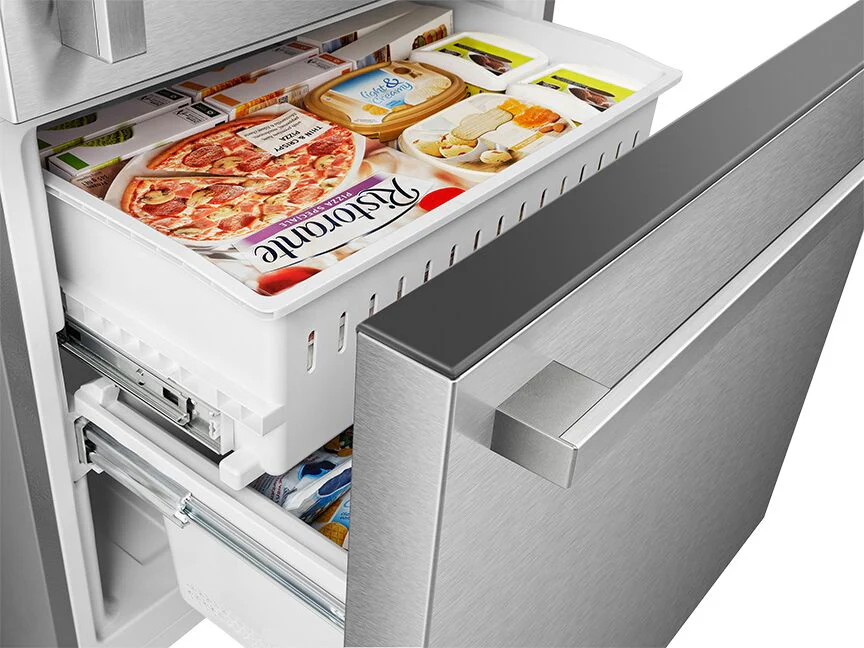 Hisense Fingerprint Resistant Titanium 32" Counter-Depth Bottom Mount Fridge (17 Cu.Ft) - RB17A2CSE - Image 8