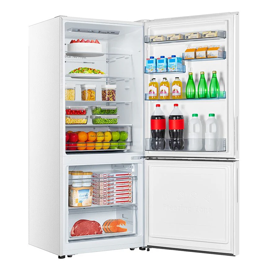 Hisense White 28" Counter Depth Bottom Mount Fridge (15 Cu.Ft.) - RB15A2CWE - Image 3