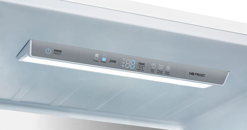 Hisense White 28" Counter Depth Bottom Mount Fridge (15 Cu.Ft.) - RB15A2CWE - Image 6