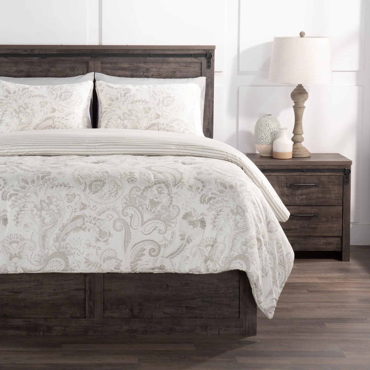Indie Paisley 3-Piece Full/Queen Comforter Set