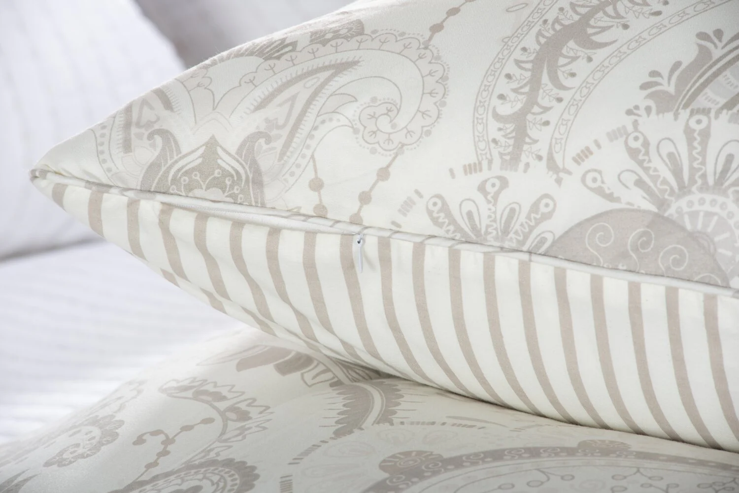 Indie Paisley 3-Piece Full/Queen Comforter Set - Image 18
