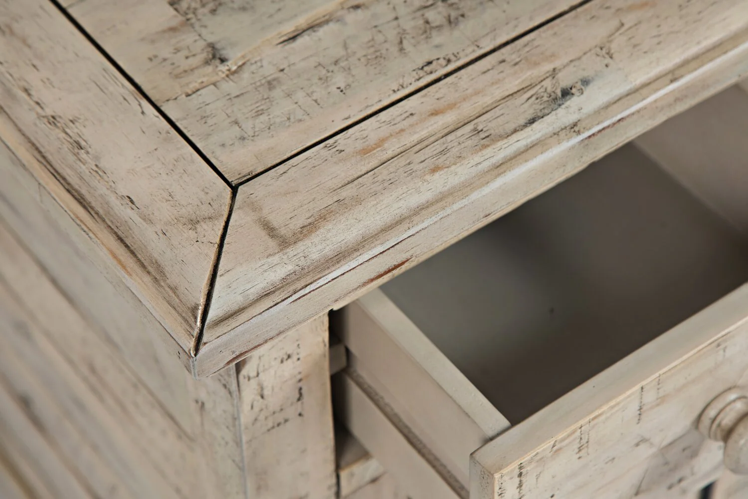 Inverness Chairside Table - Cream - Image 7