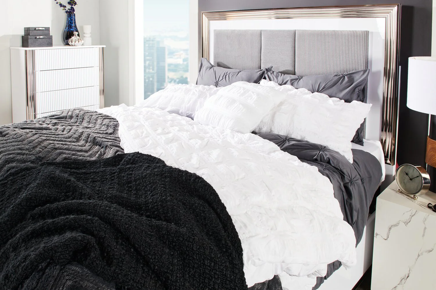 Kina 4-Piece Full/Queen Comforter Set - Image 11