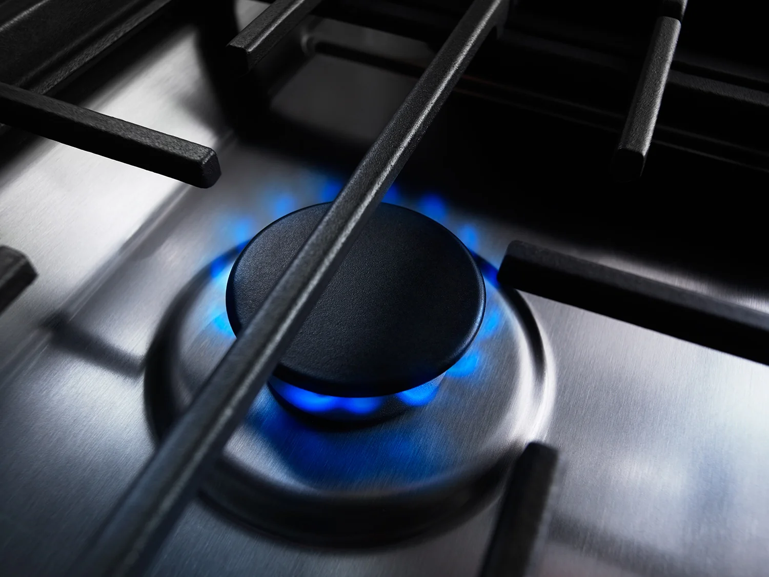 KitchenAid 6.4 Cu. Ft. 4-Burner Dual Fuel Downdraft Front Control Range - Stainless Steel - Image 4