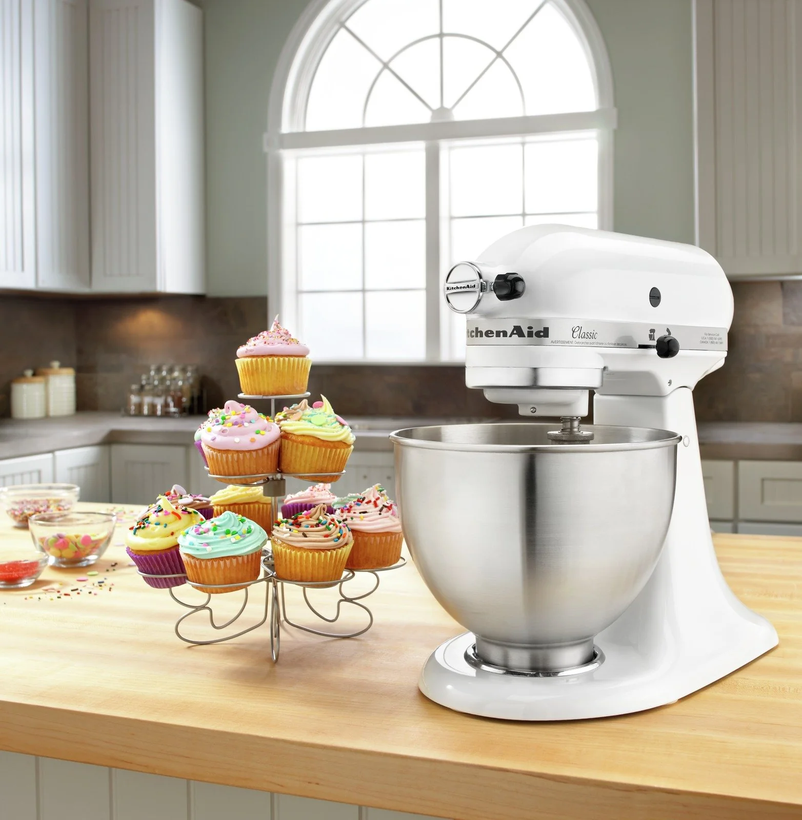 KitchenAid Classic Series 4.5-Quart Tilt-Head Stand Mixer - K45SSWH - Image 5