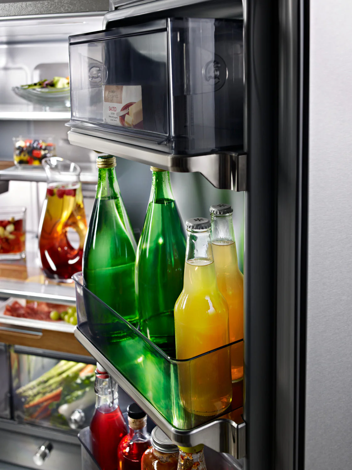KitchenAid Stainless Steel Counter-Depth French Door Refrigerator (23.8 Cu. Ft.) - KRFC704FPS - Image 8
