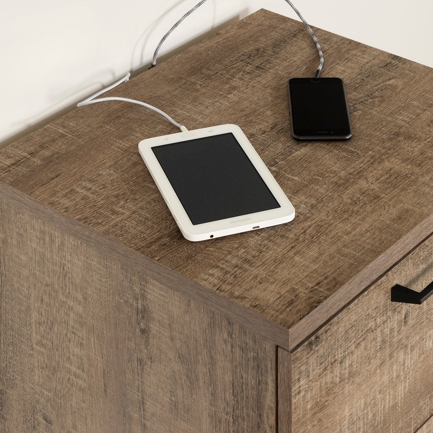 Lochland Nightstand - Image 5