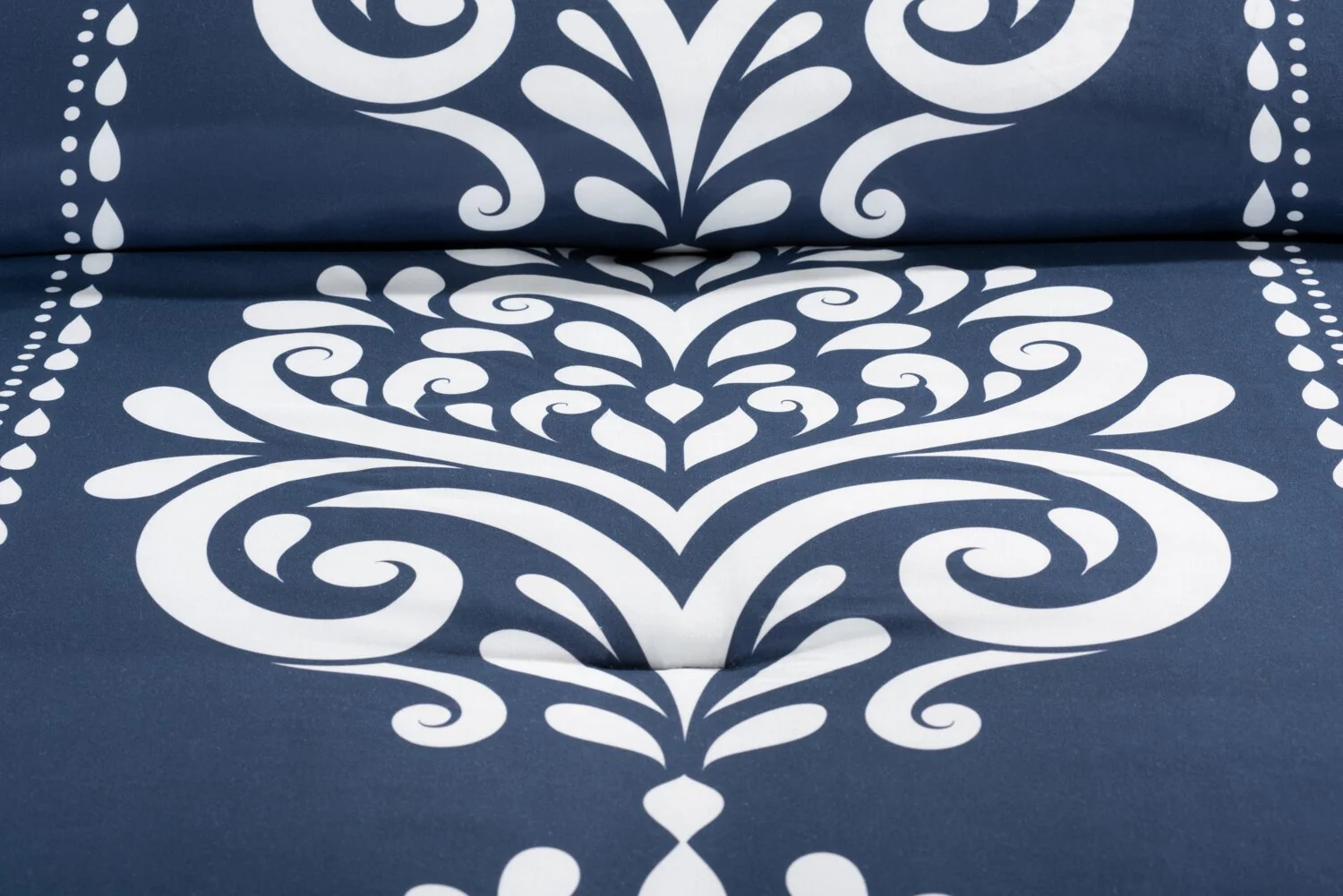 Navy Damask 3-Piece Full/Queen Comforter Set - Image 7