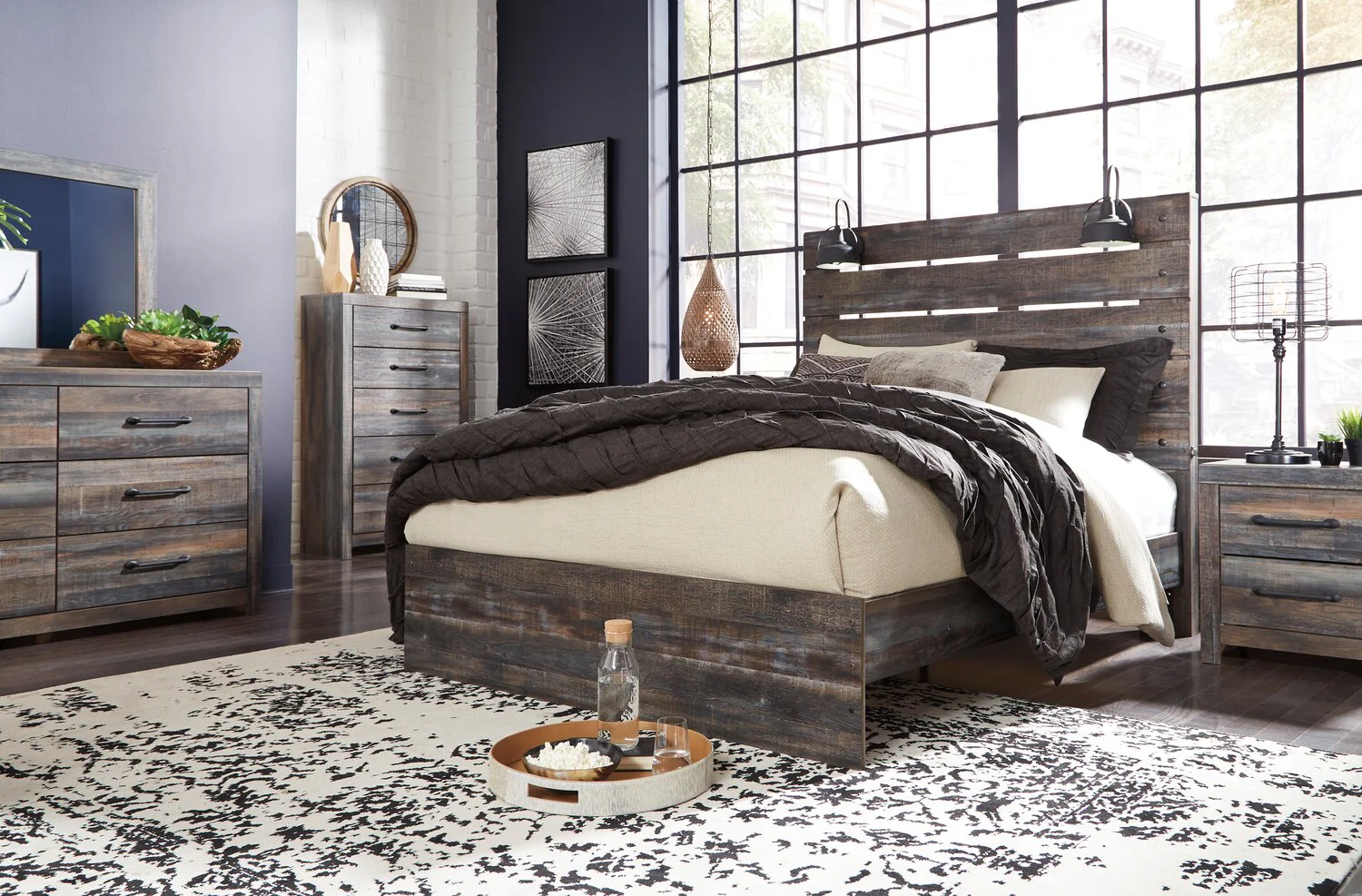 Naylon Queen Panel Bed - Brown - Image 5