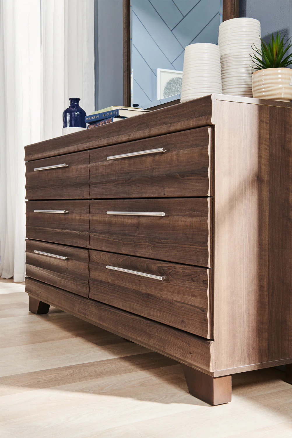 Odense Dresser - Grey - Image 4