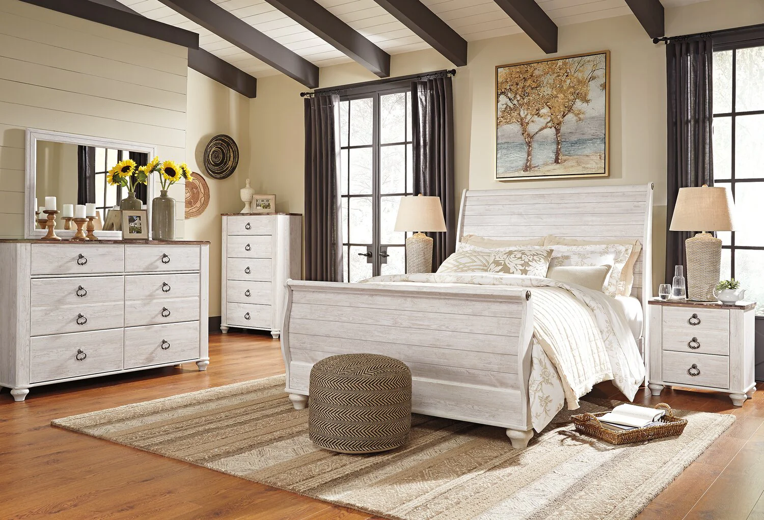 Ohrtman Queen Sleigh Bed - Image 2
