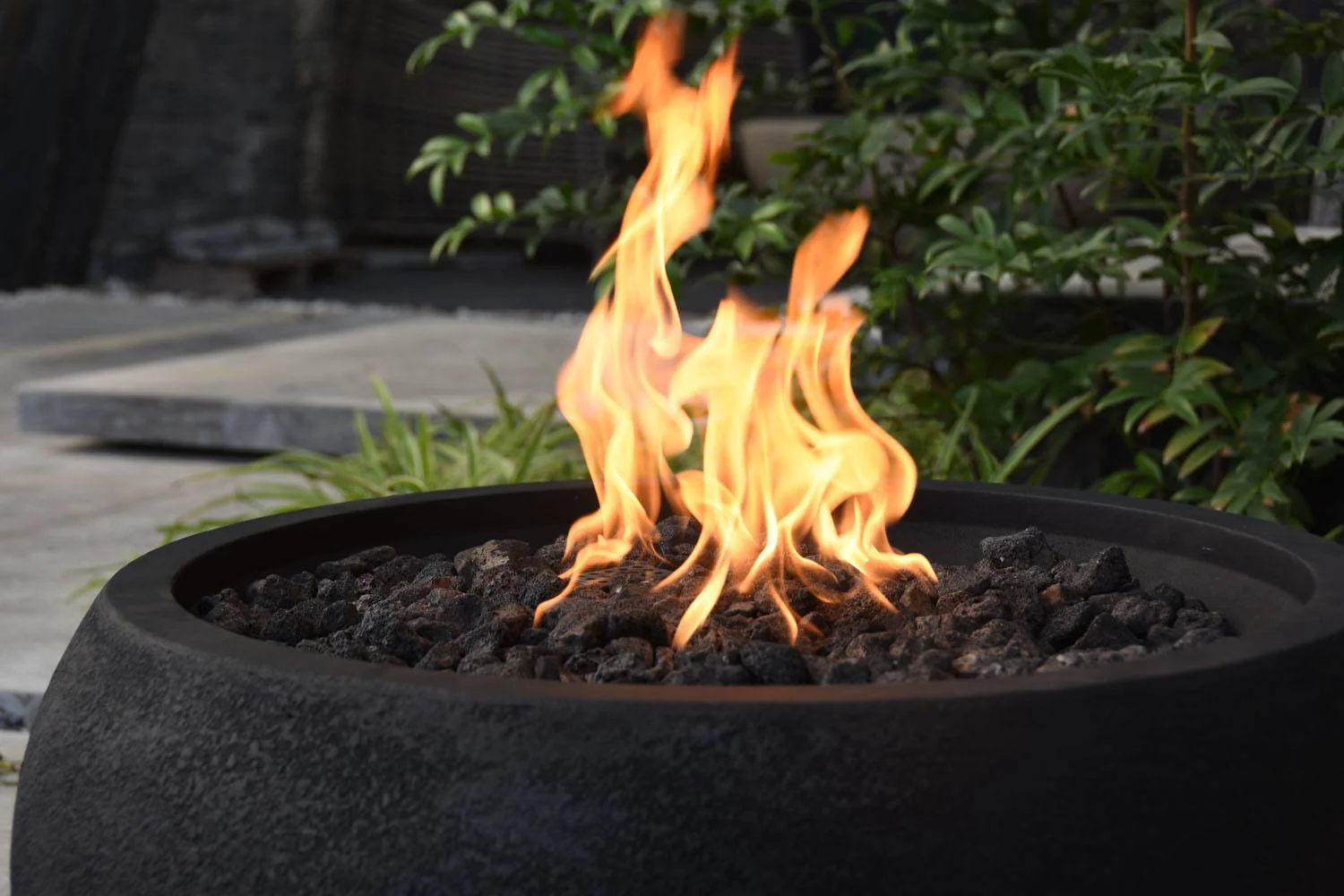 Pacaya Concrete Lava Stone Fire Bowl (Modeno) - Propane - Image 3