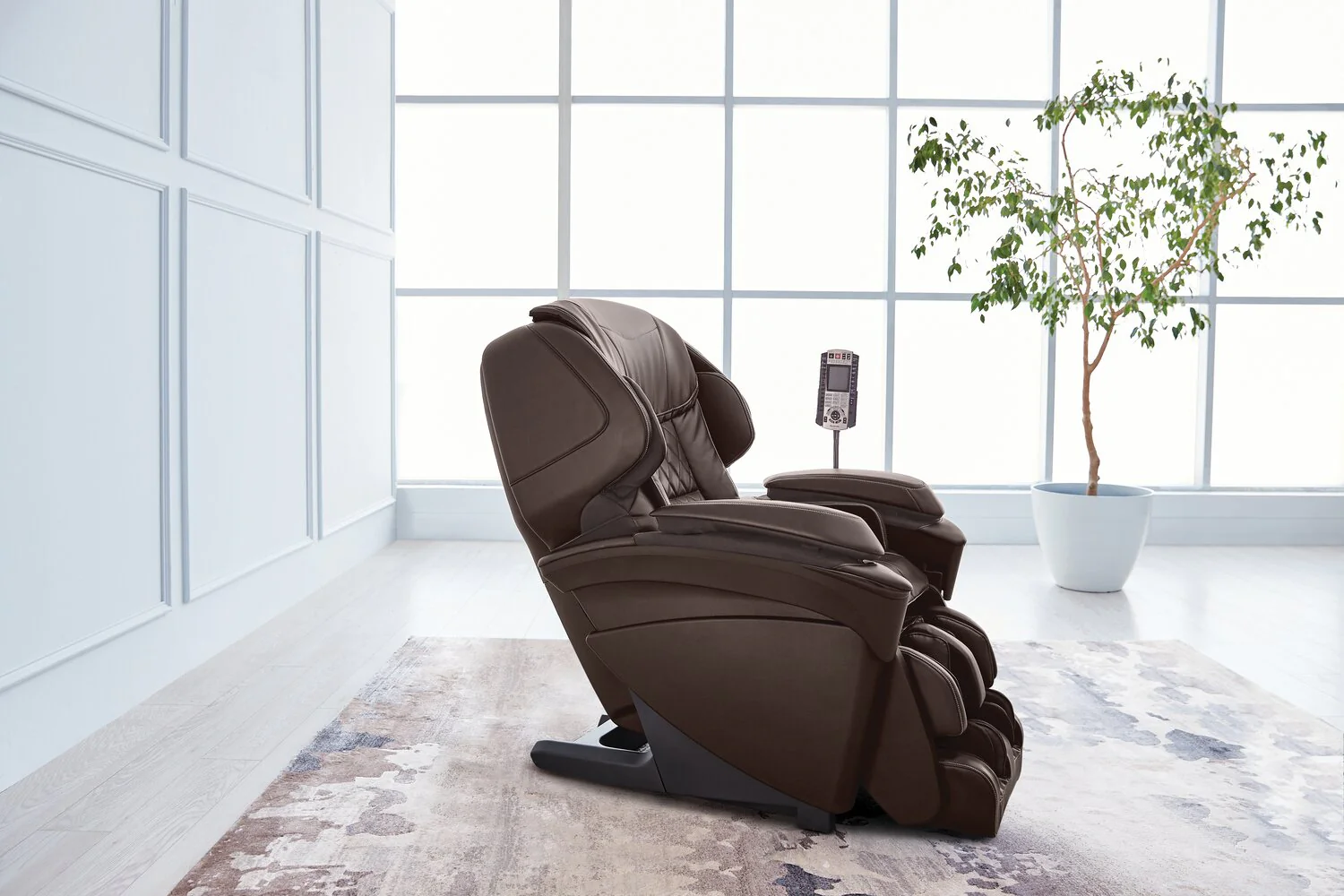 Panasonic Real Pro ULTRA Prestige™ Massage Recliner - Brown - Image 5