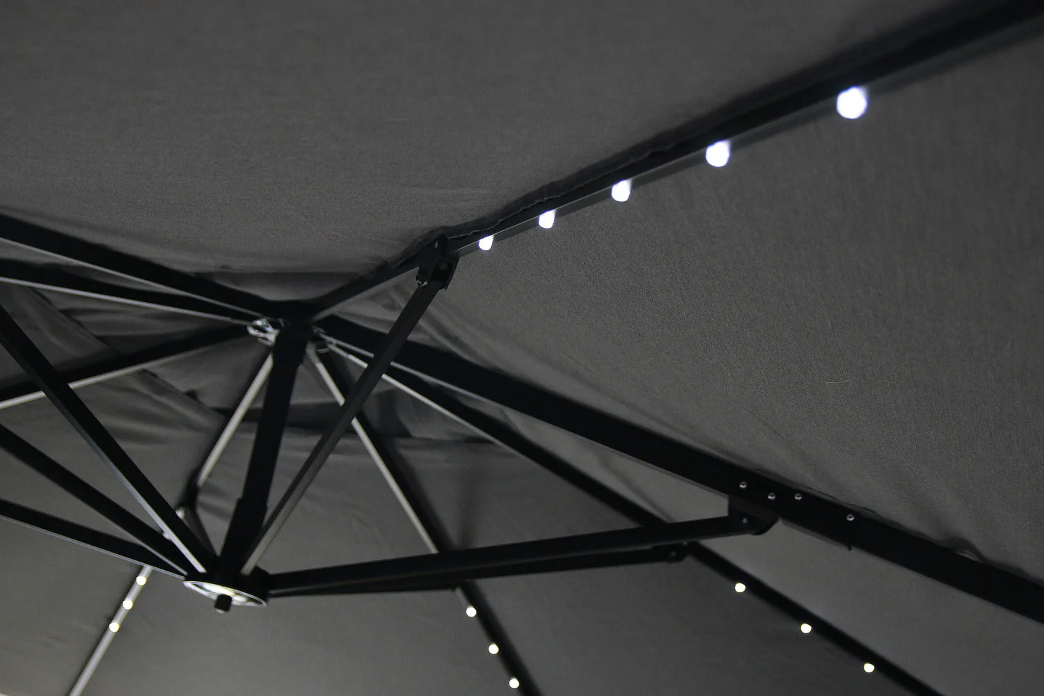 Phuket Cantilevered Patio Umbrella - Image 3