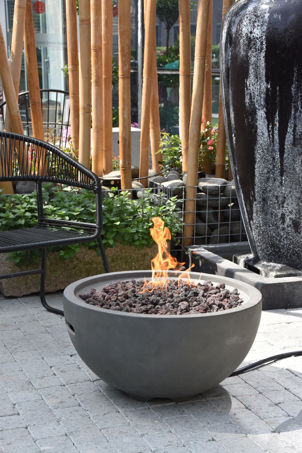 Puuoo Concrete Lava Fire Table (Modena) - Natural Gas - Image 2