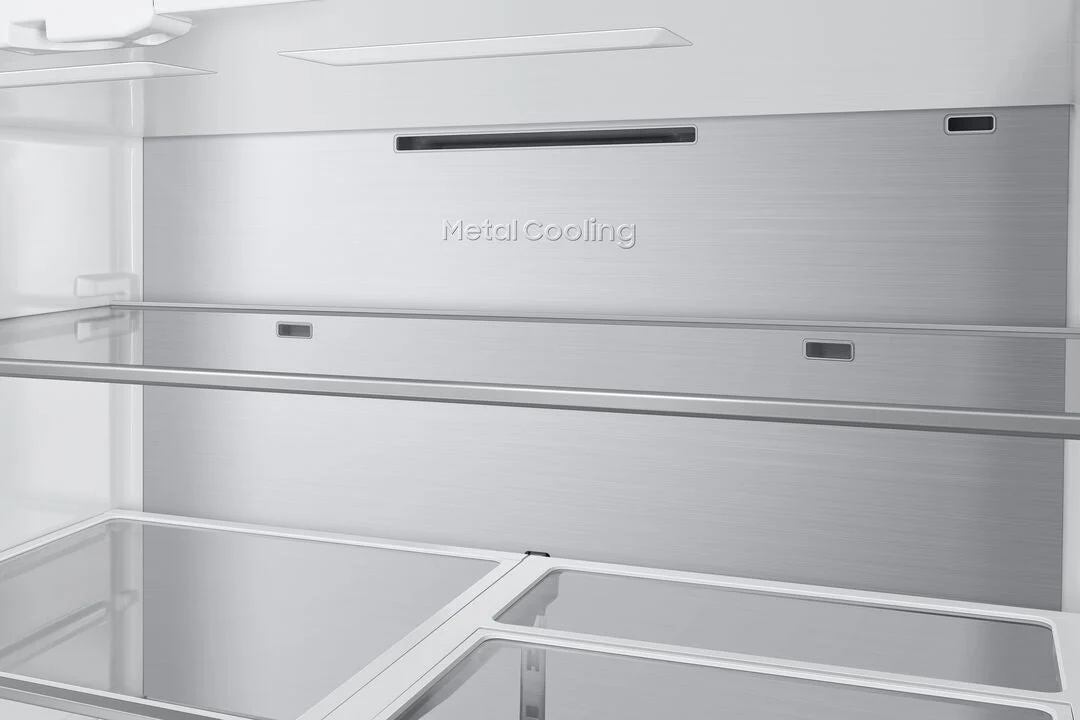 Samsung BESPOKE 36" 4-Door Counter-Depth Refrigerator with Autofill Pitcher (Without Panels) (22.8 cu.ft.) - RF23BB8600APAA - Image 9