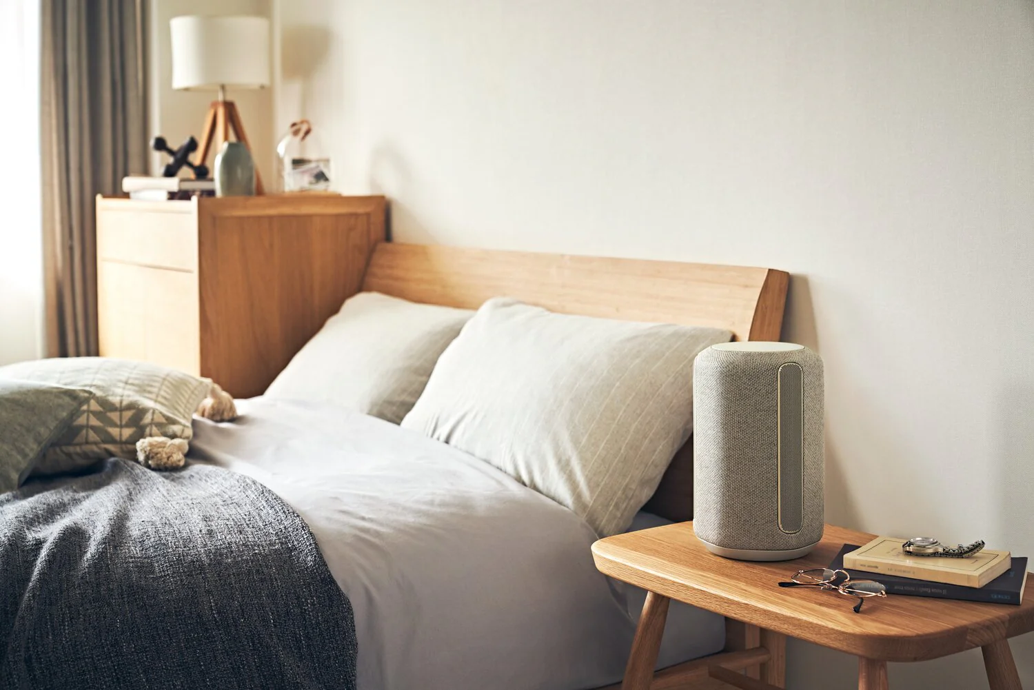 Sony Light Grey Premium Wireless Speaker with Ambient Room-Filling Sound - 2R1032 - Image 4