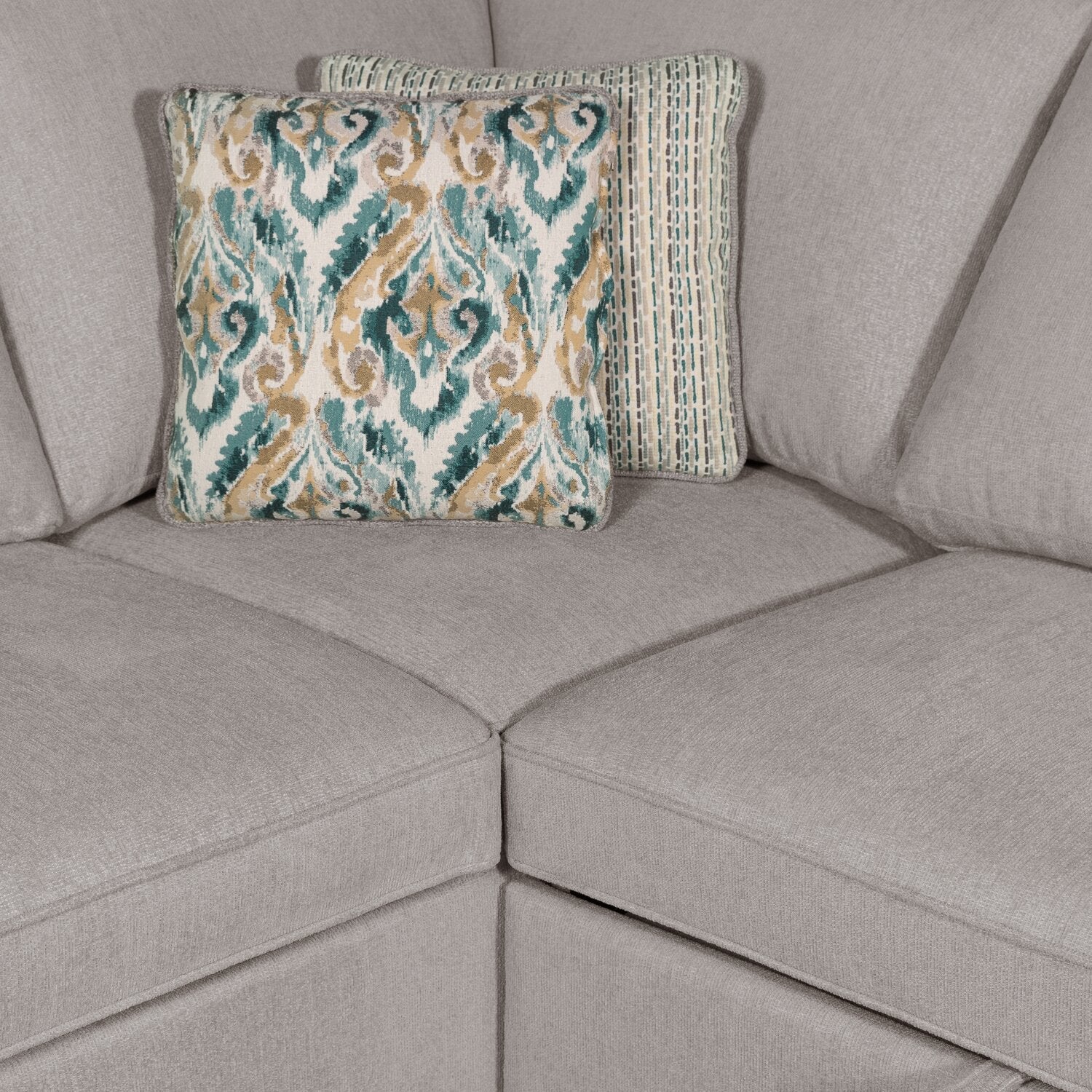 Valley 2-Piece Left-Facing Chenille Sectional - Grey - Image 3