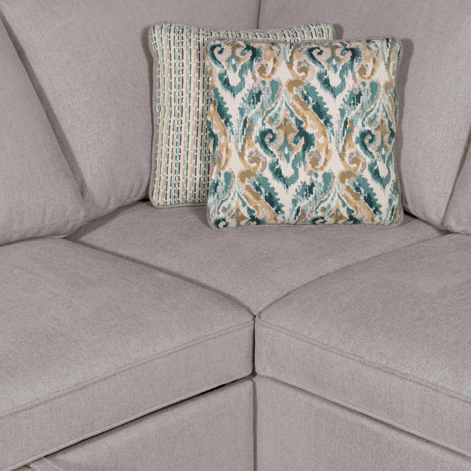 Valley 2-Piece Right-Facing Chenille Sectional with Sleeper Sofa - Grey - Image 7