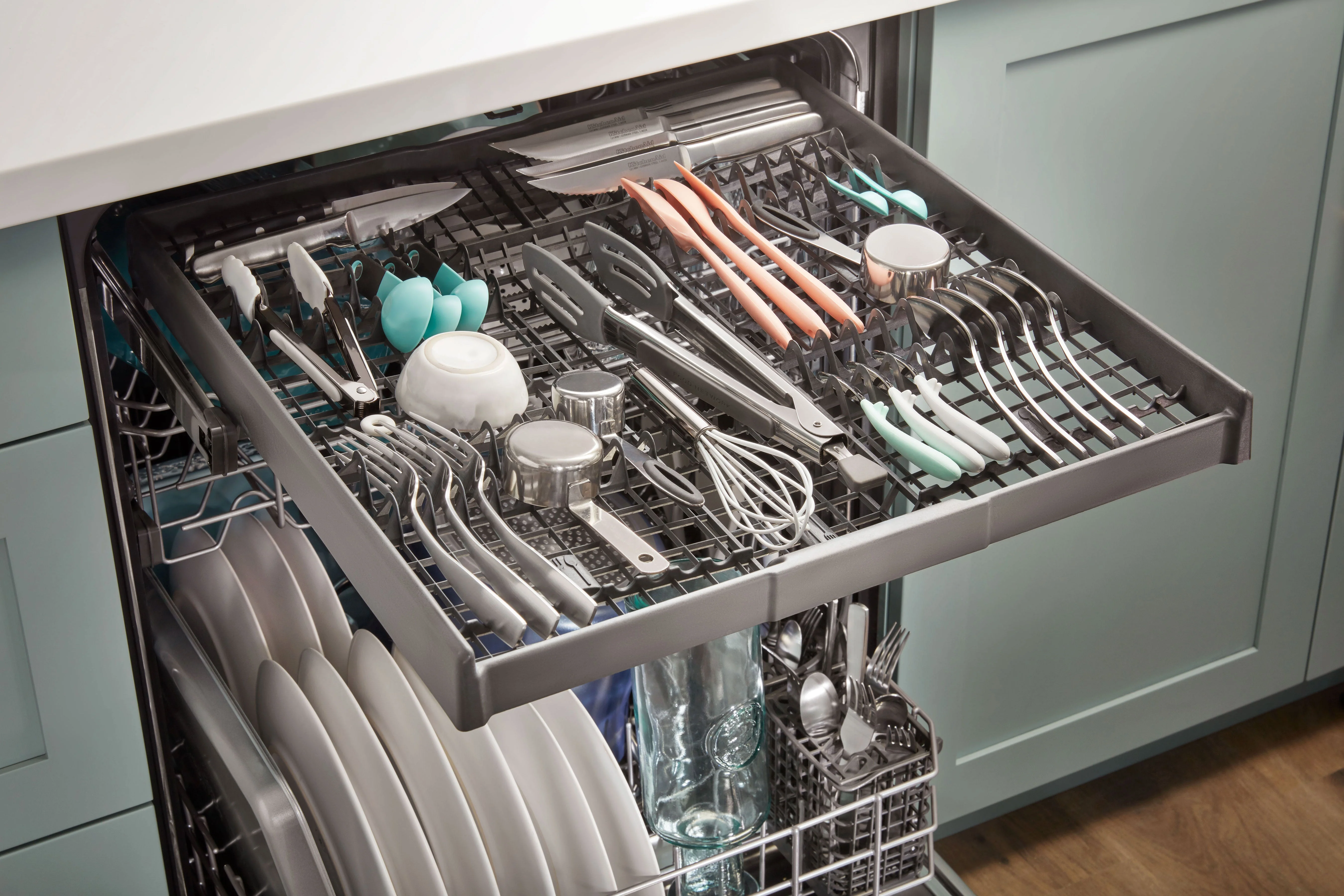 Whirlpool 24" Fingerprint Resistant Stainless Stee Dishwasher with 3rd Rack (47 dBA) - WDTA50SAKZ - Image 9
