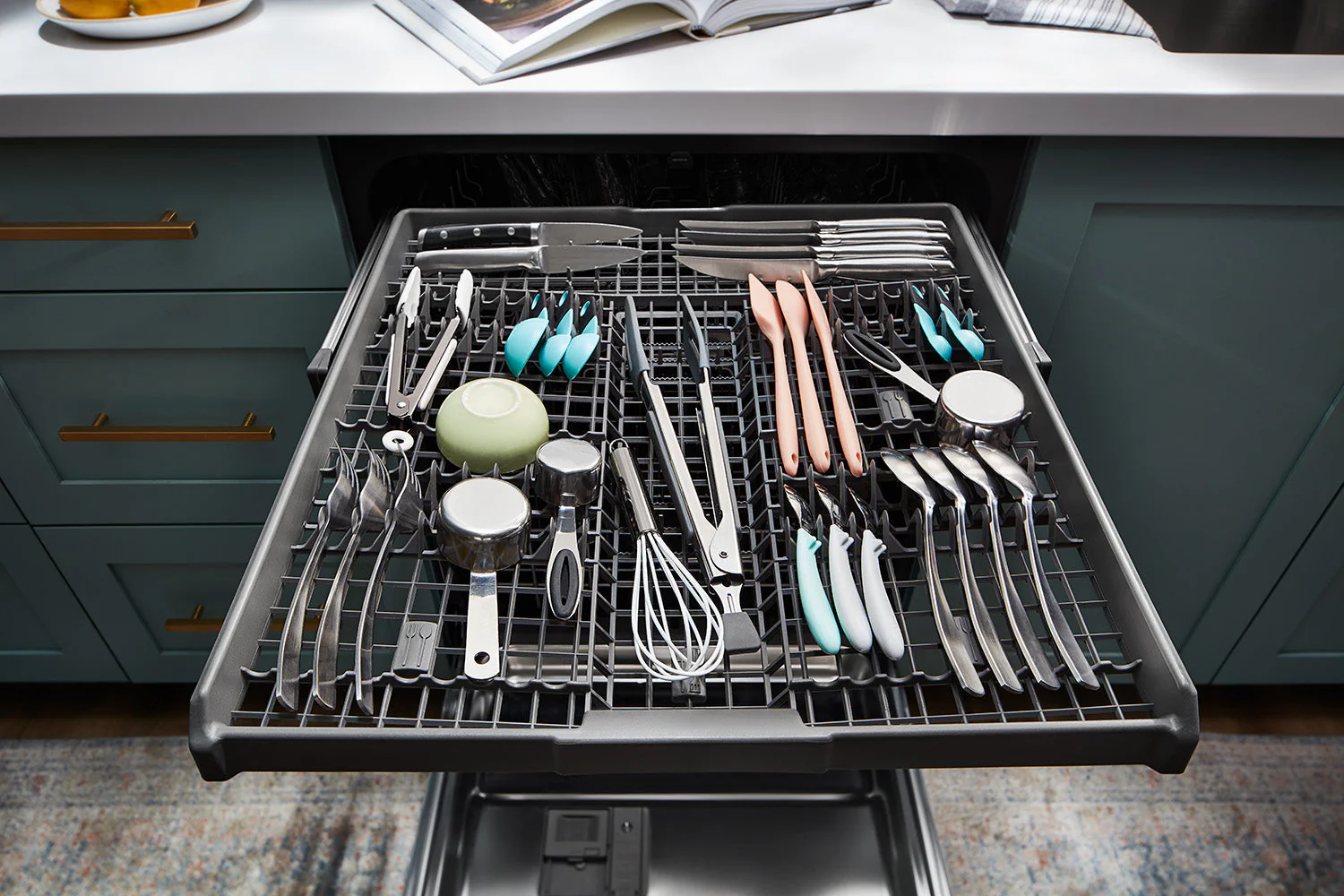 Whirlpool 24" Fingerprint Resistant Stainless Steel Dishwasher with 3rd Rack (51 dBA) - WDP730HAMZ - Image 6