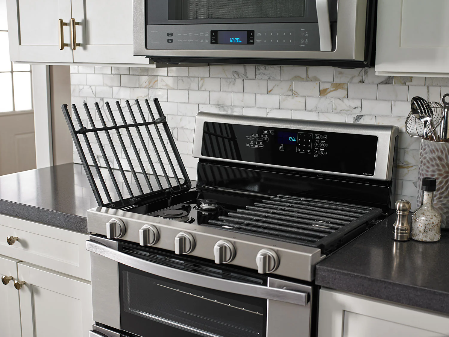 Whirlpool® 6.0 Cu. Ft. Gas Double Oven Range with EZ-2-Lift™ Hinged Grates - Image 10