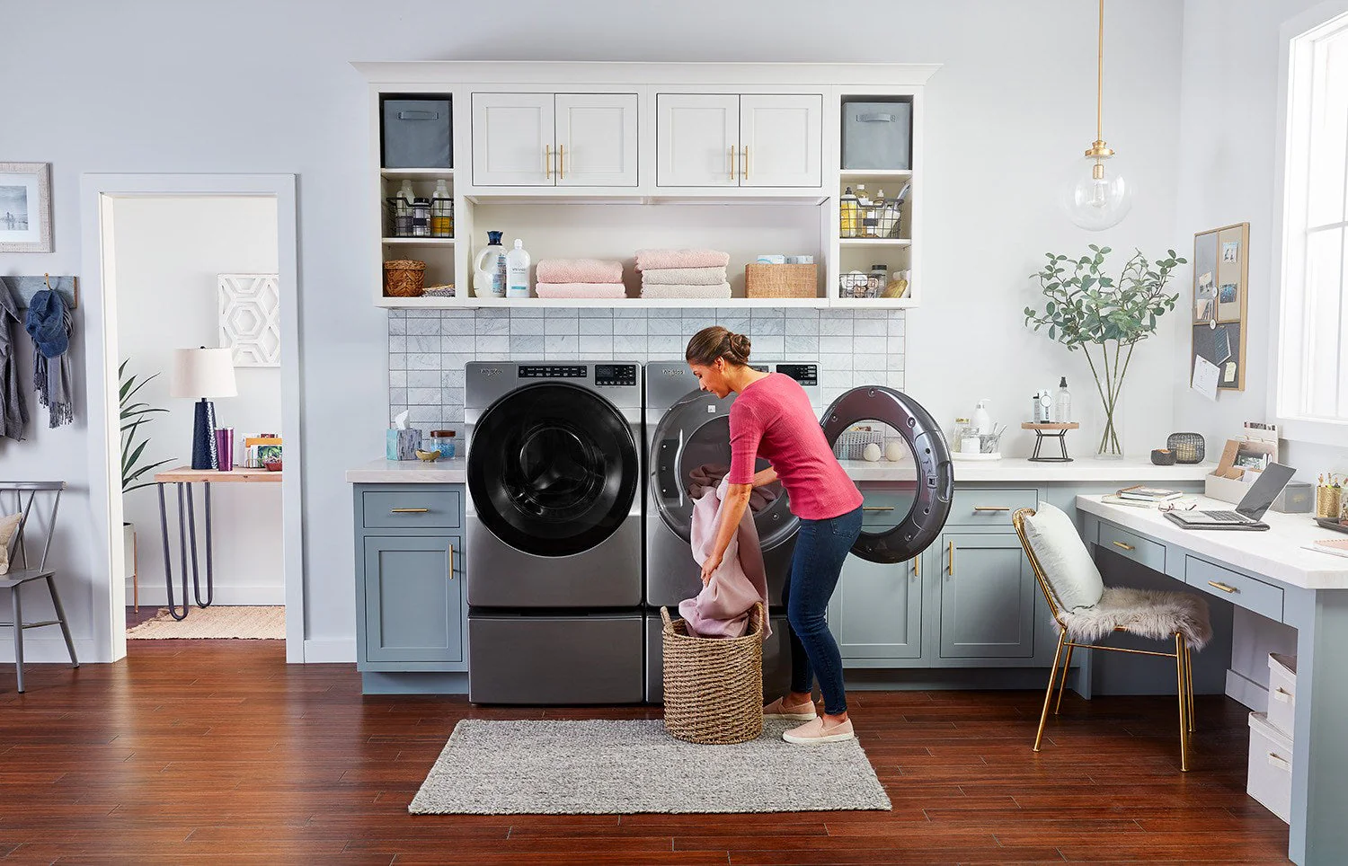 Whirlpool Chrome Shadow Front-Load Washer (5.8 cu. ft.) & Electric Dryer (7.4 cu. ft.) - WFW6605MC/YWED6605MC - Image 8