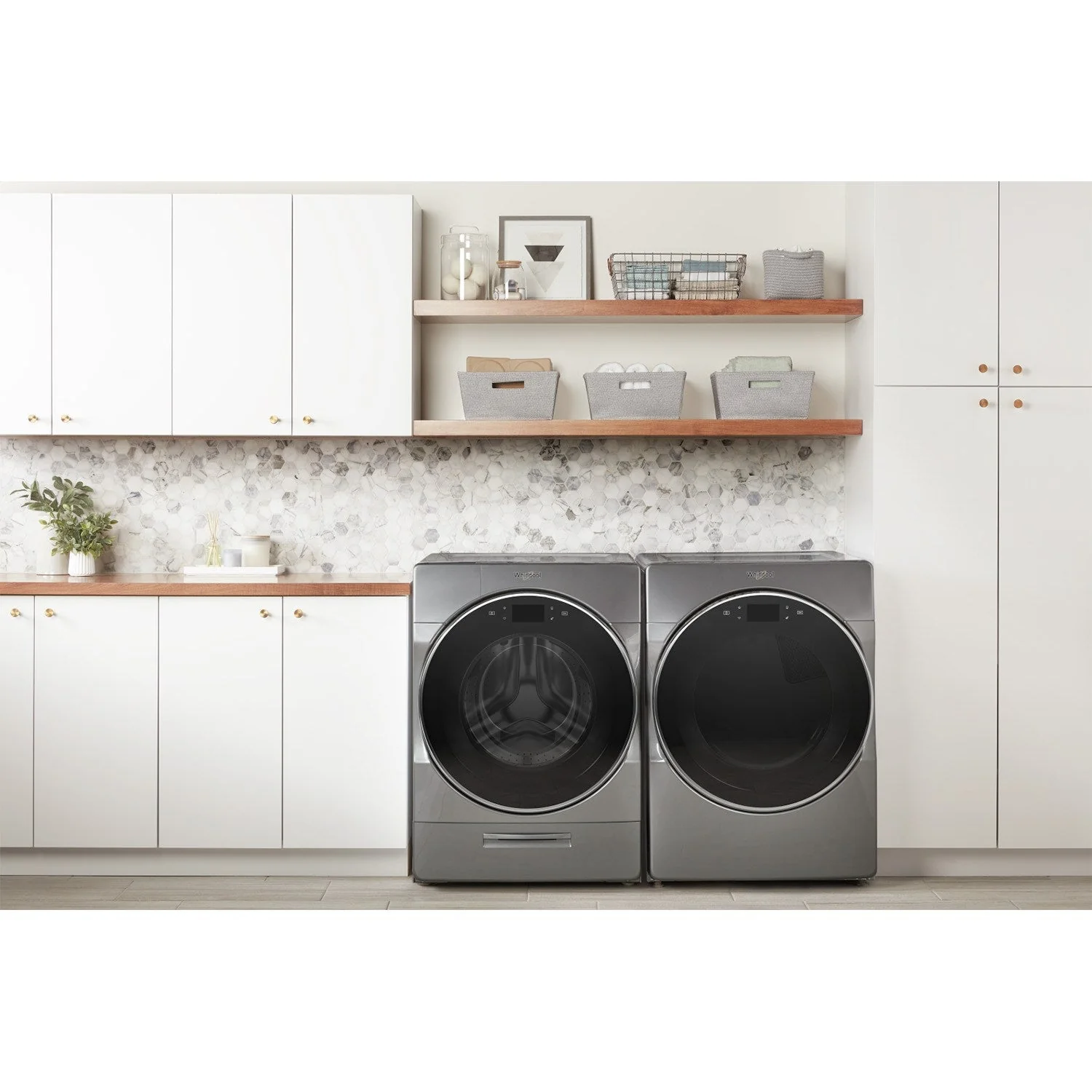 Whirlpool Chrome Shadow Front-Load Washer (5.8 cu. ft.) & Gas Dryer (7.4 cu. ft.) - WFW9620HC/WGD9620HC - Image 11
